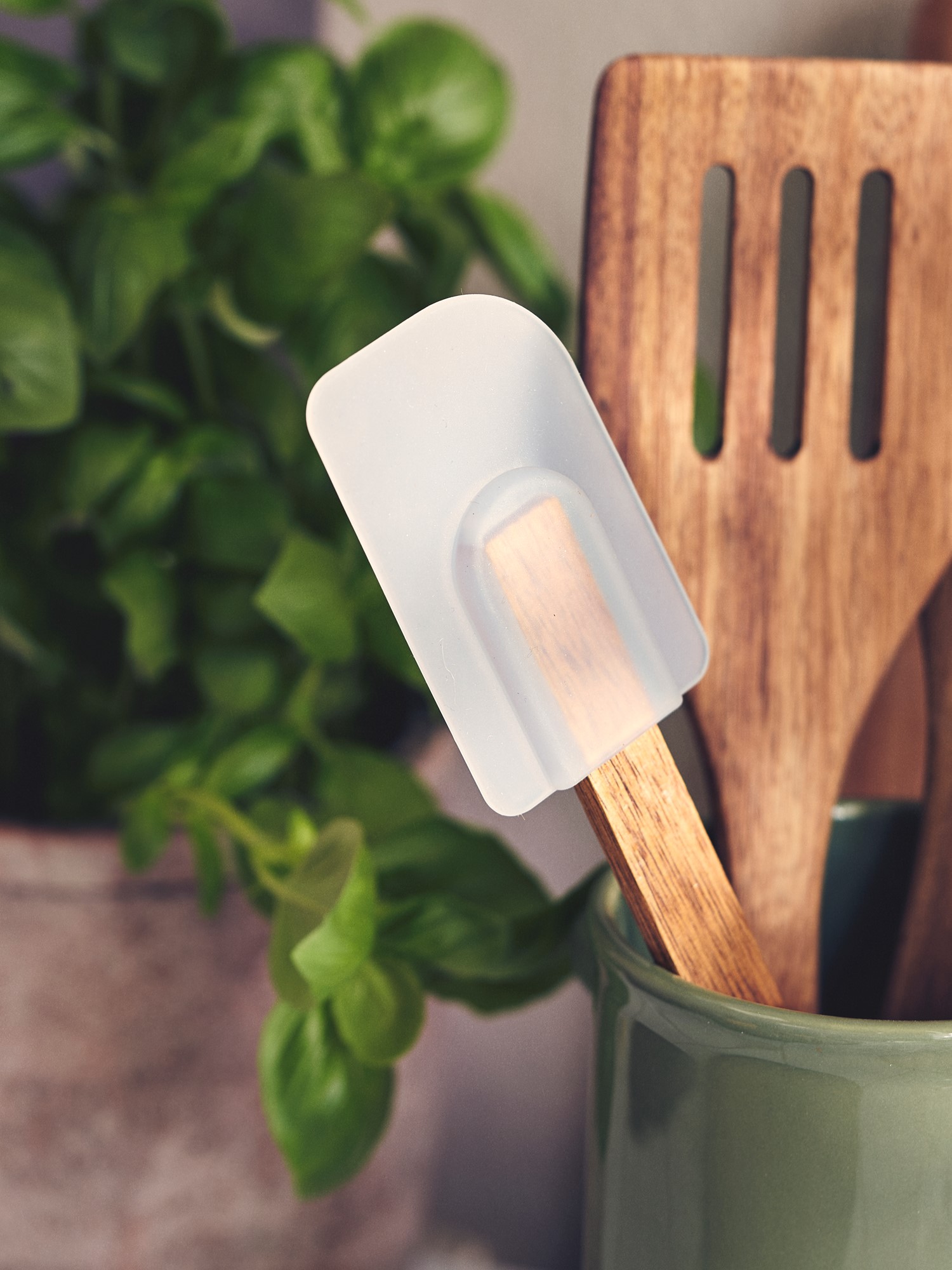 Spatula Acacia wood/silicone. 28.5 cm.