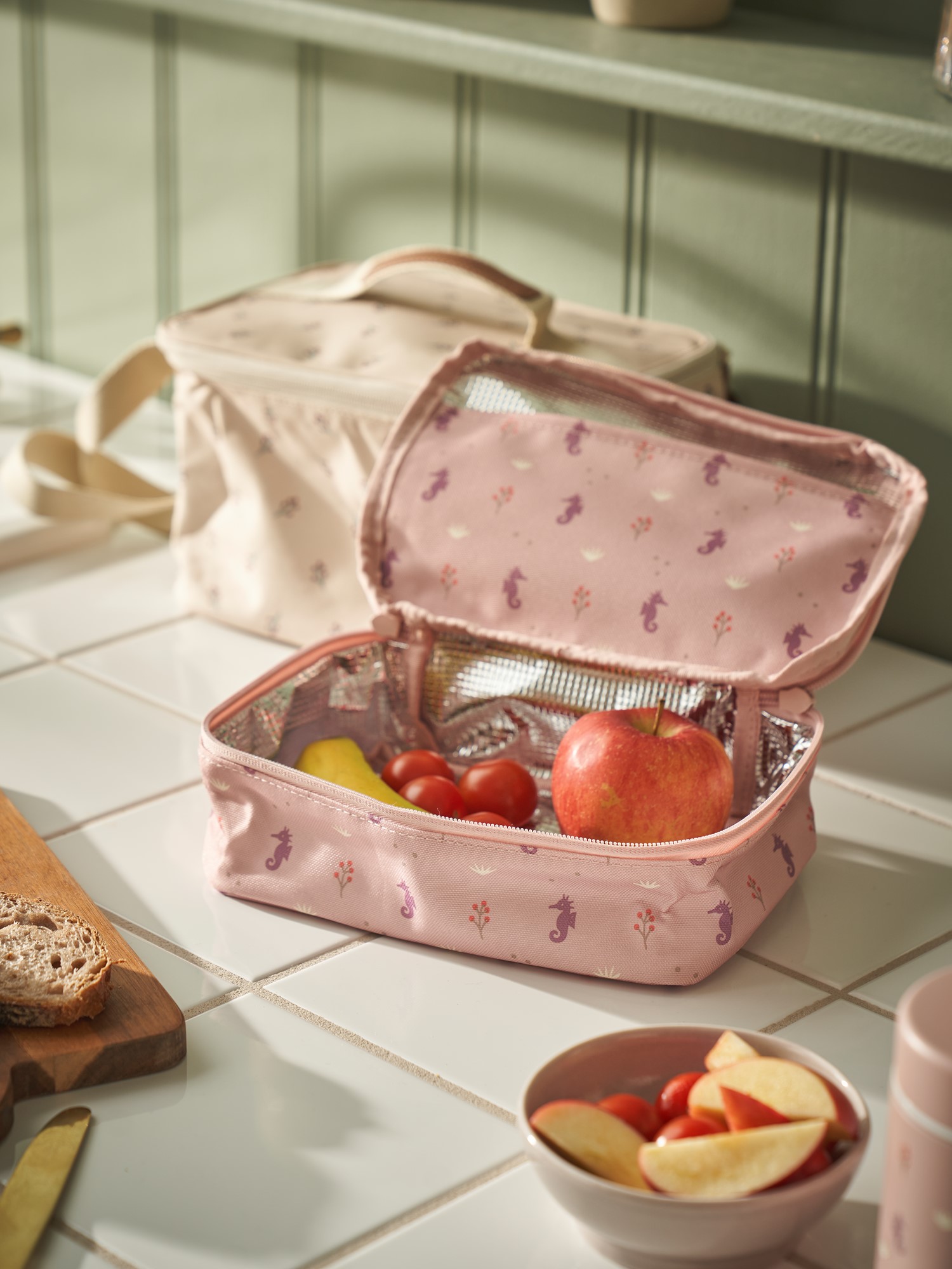 Lunch bag small 24 x 7 x 15 cm.