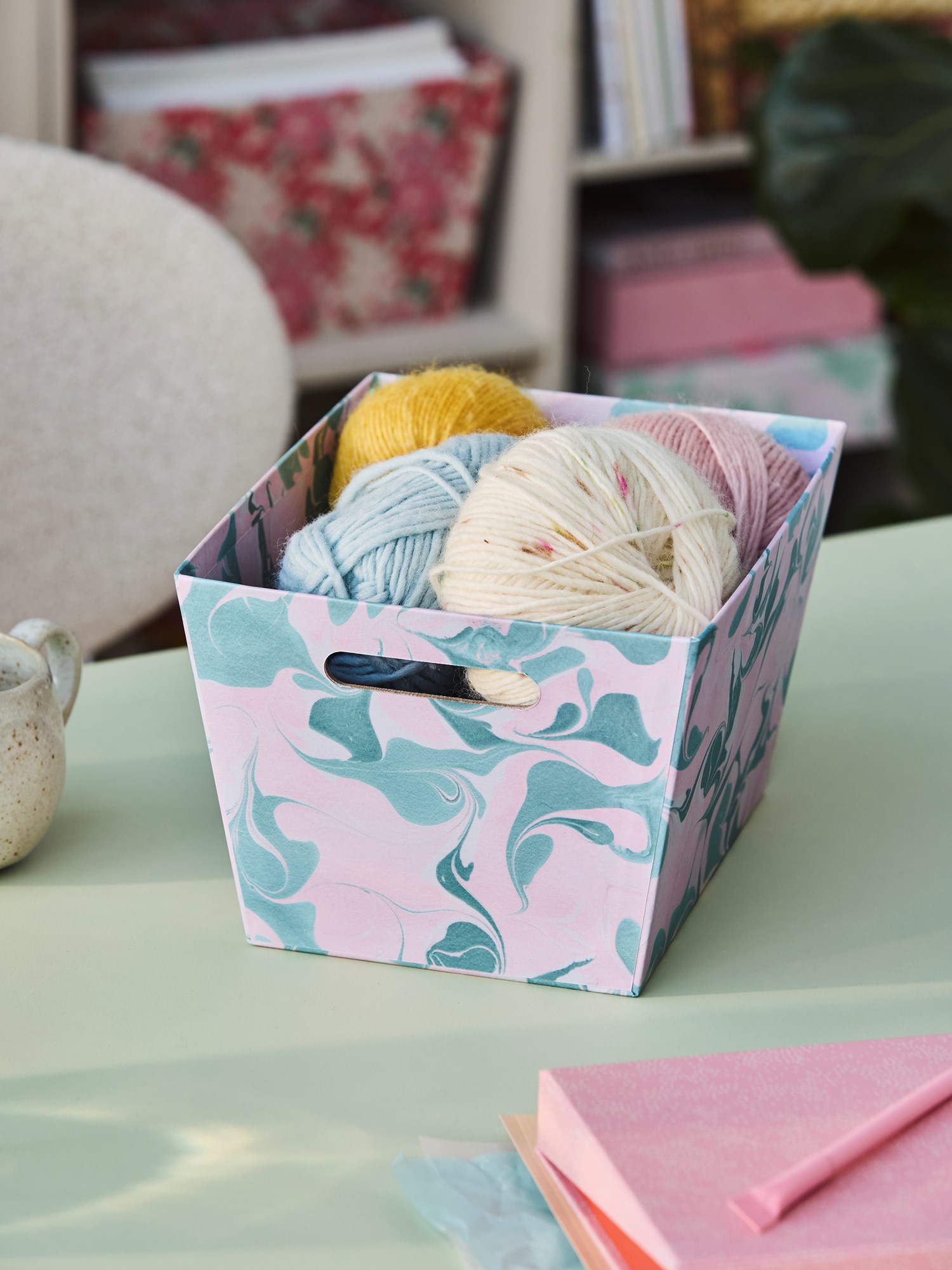 Storage basket Paper. 19.7 x 25 x 15 cm.