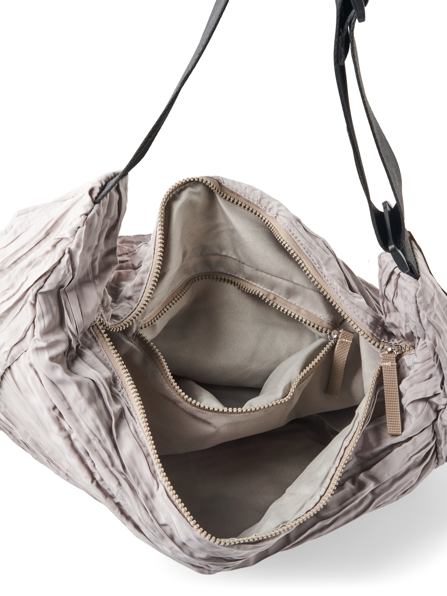 Crossbody bag 27 x 7 x 26 cm.