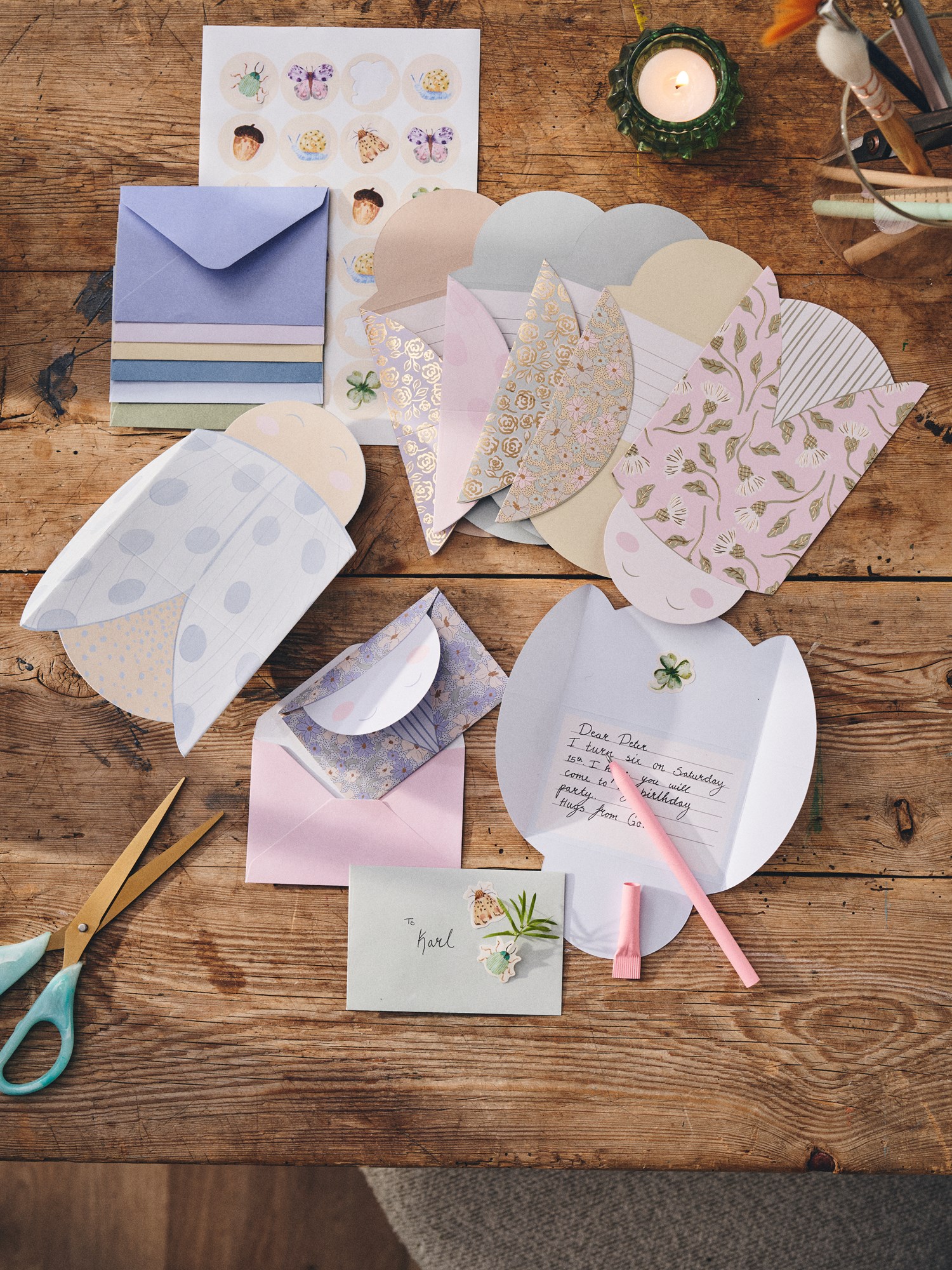 Invitations set Paper. 8 cards and envelopes.