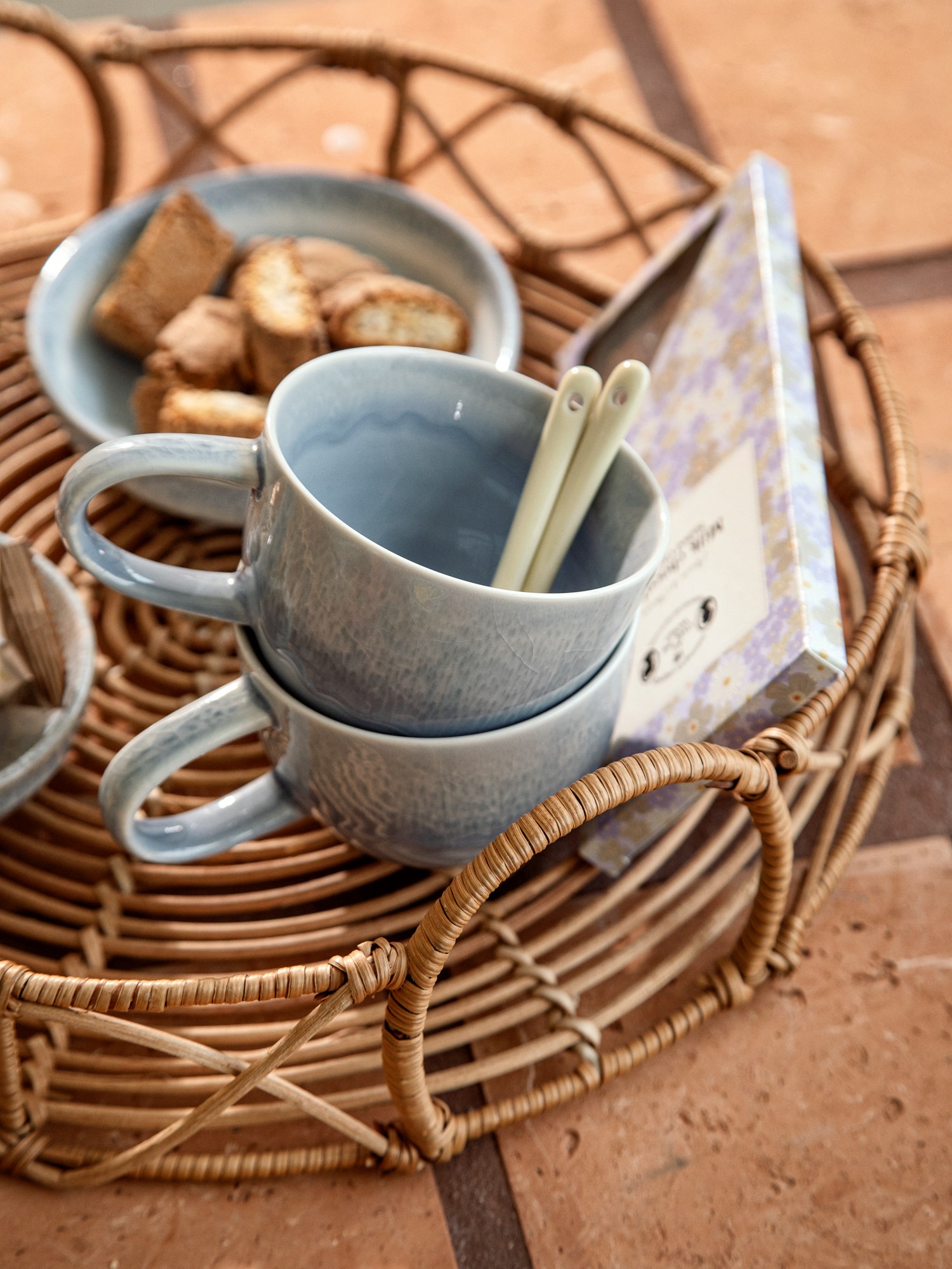 Mug Stoneware. Ø9.6 x 7.5 cm.