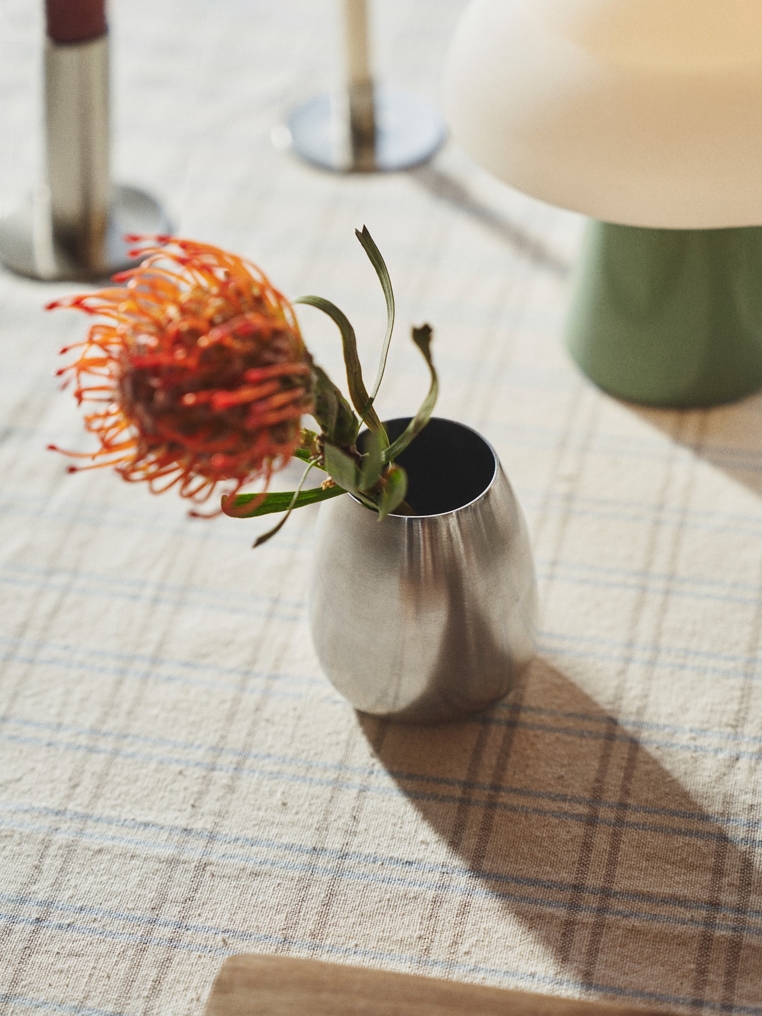 Vase Iron. Ø6.2 x 8 cm.