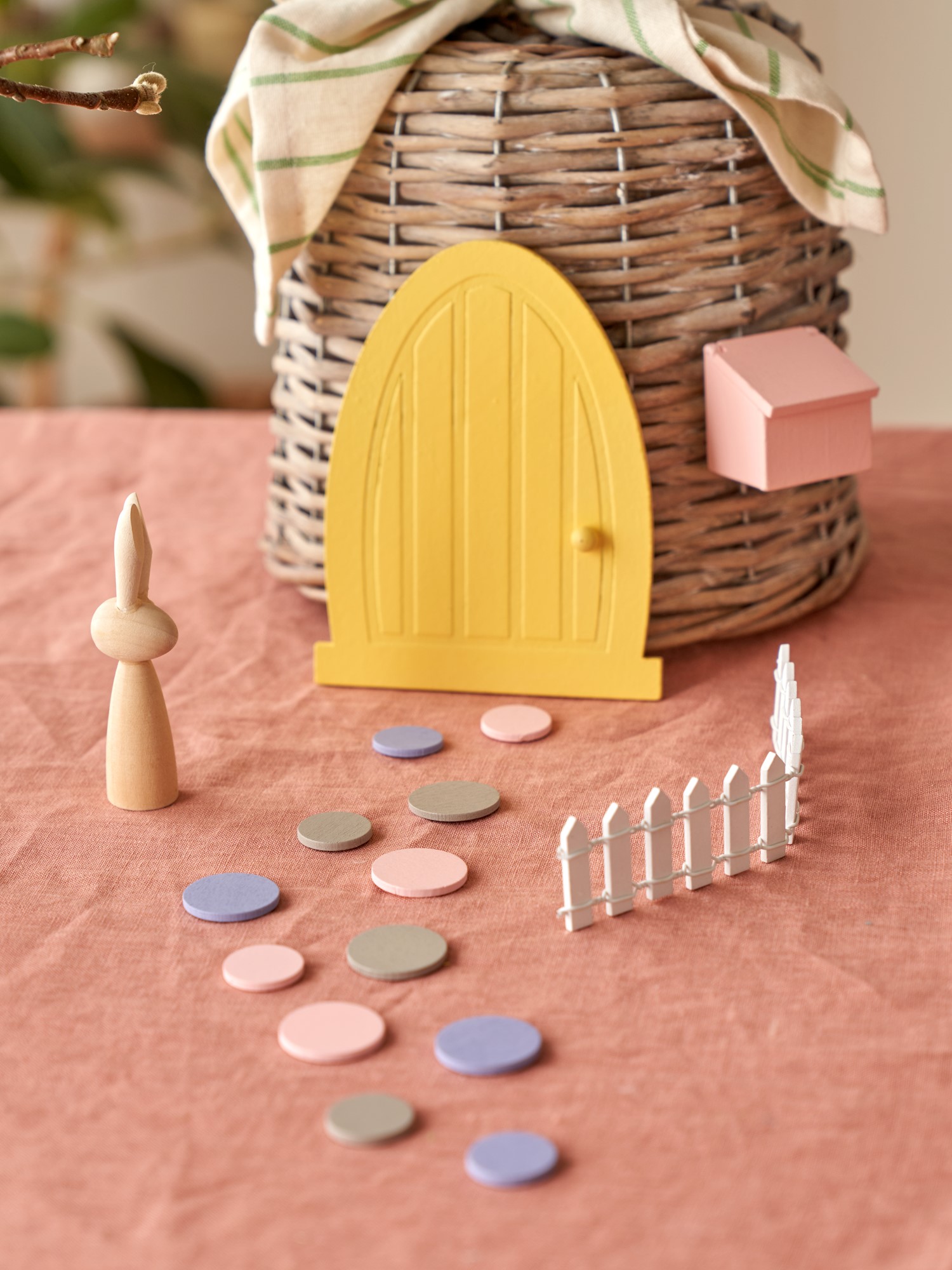 Miniature set Poplar wood/schima superba/iron. 16 parts.