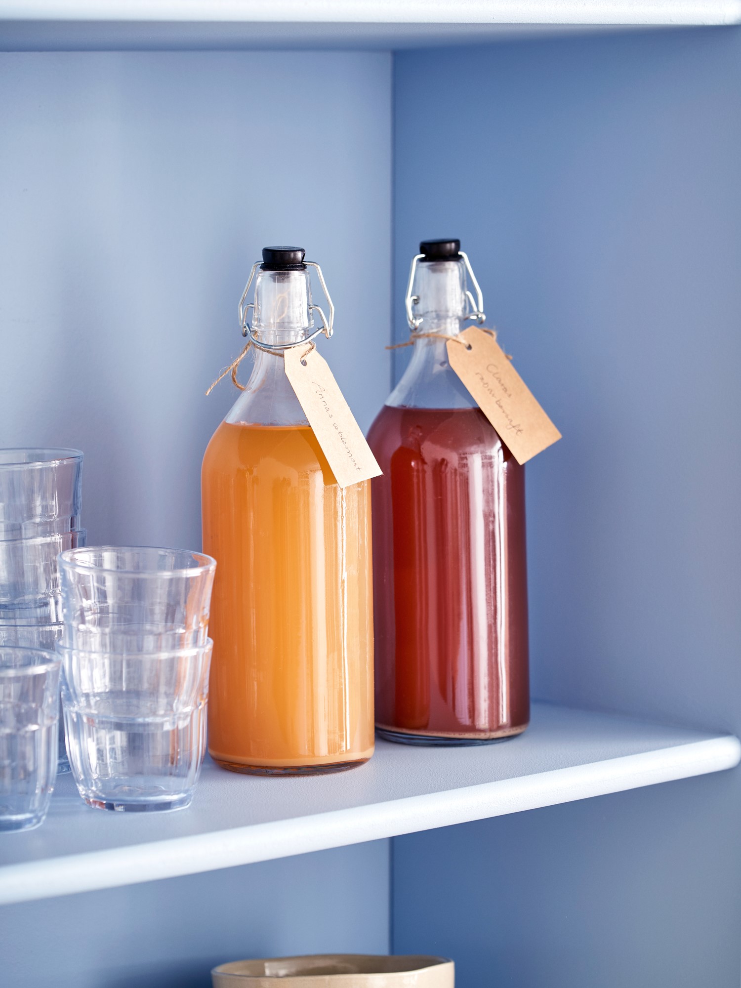 Bottles with stopper 2-pack Glass.1 litre. 2 pcs.