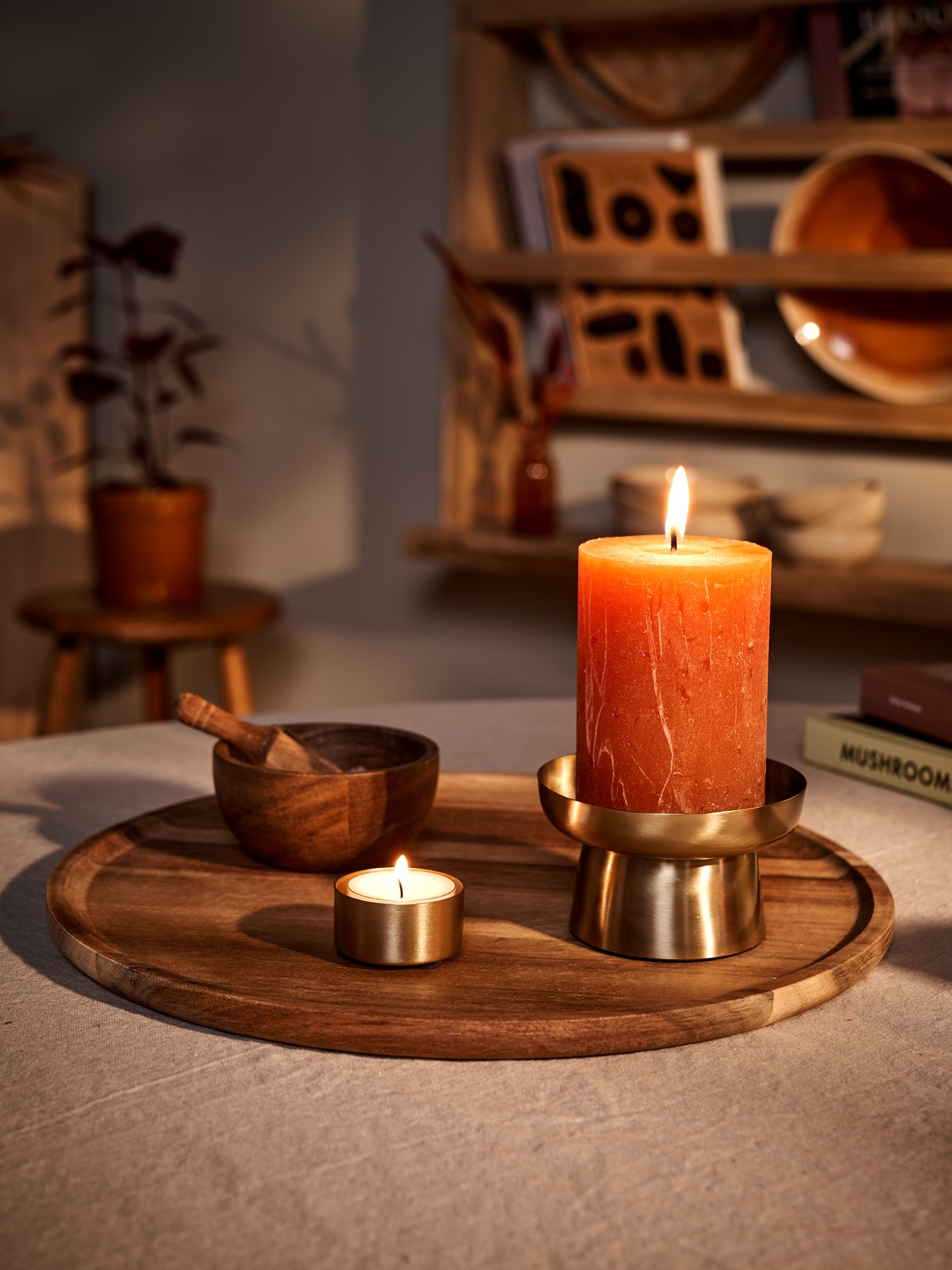 Candleholder Brass. Ø9.5 x 5.3 cm.