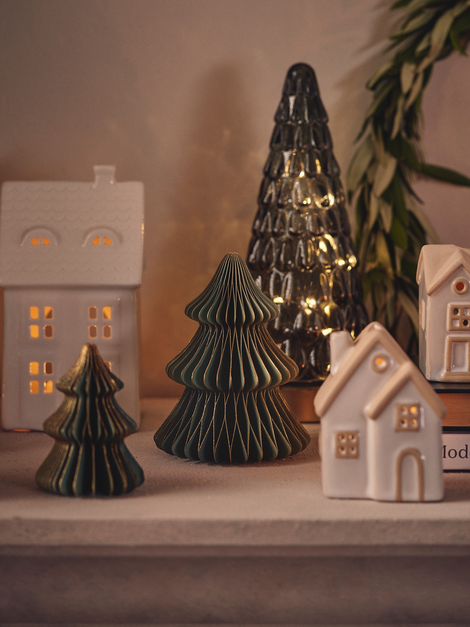 Decorative tree Paper. 12 cm.