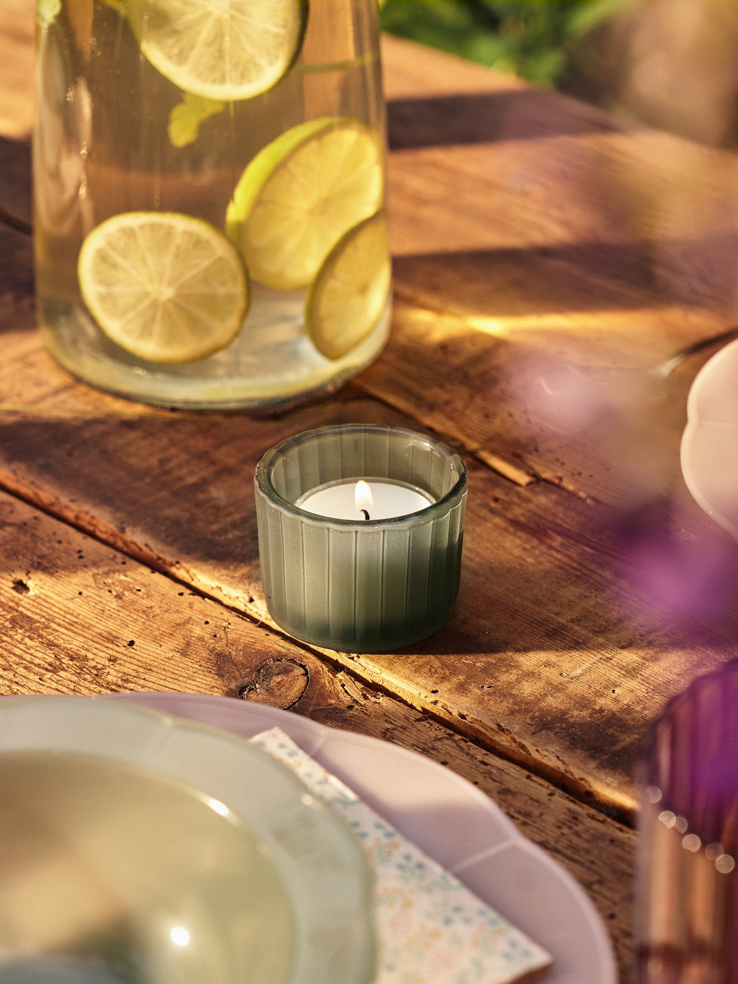 Tealight holder Glass. 5.5 x 3.5 cm.