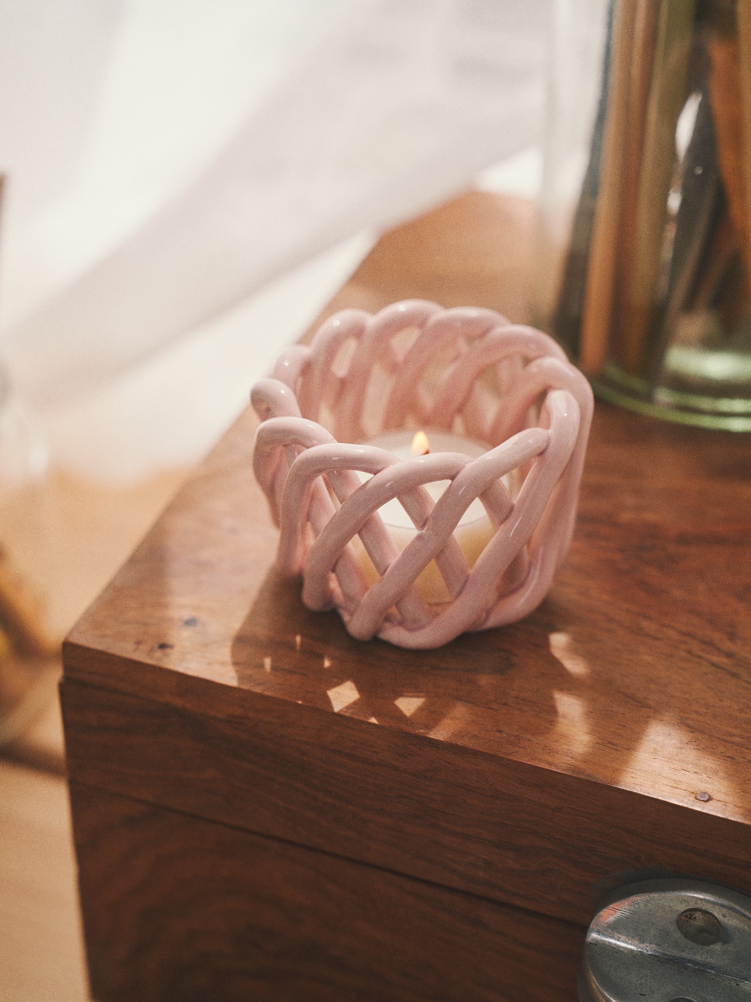 Tealight holder Stoneware. Ø6.8 x 5 cm.