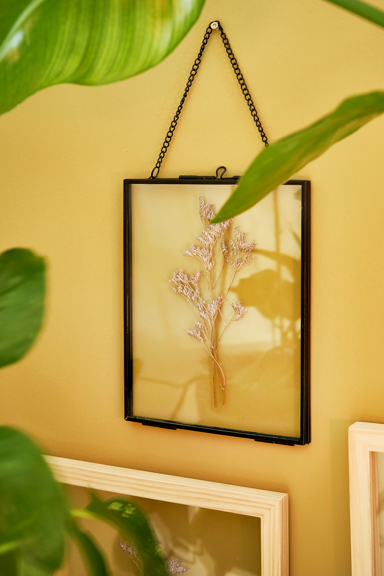 Frame 15 x 19 Glass/iron. 15 x 19 cm.