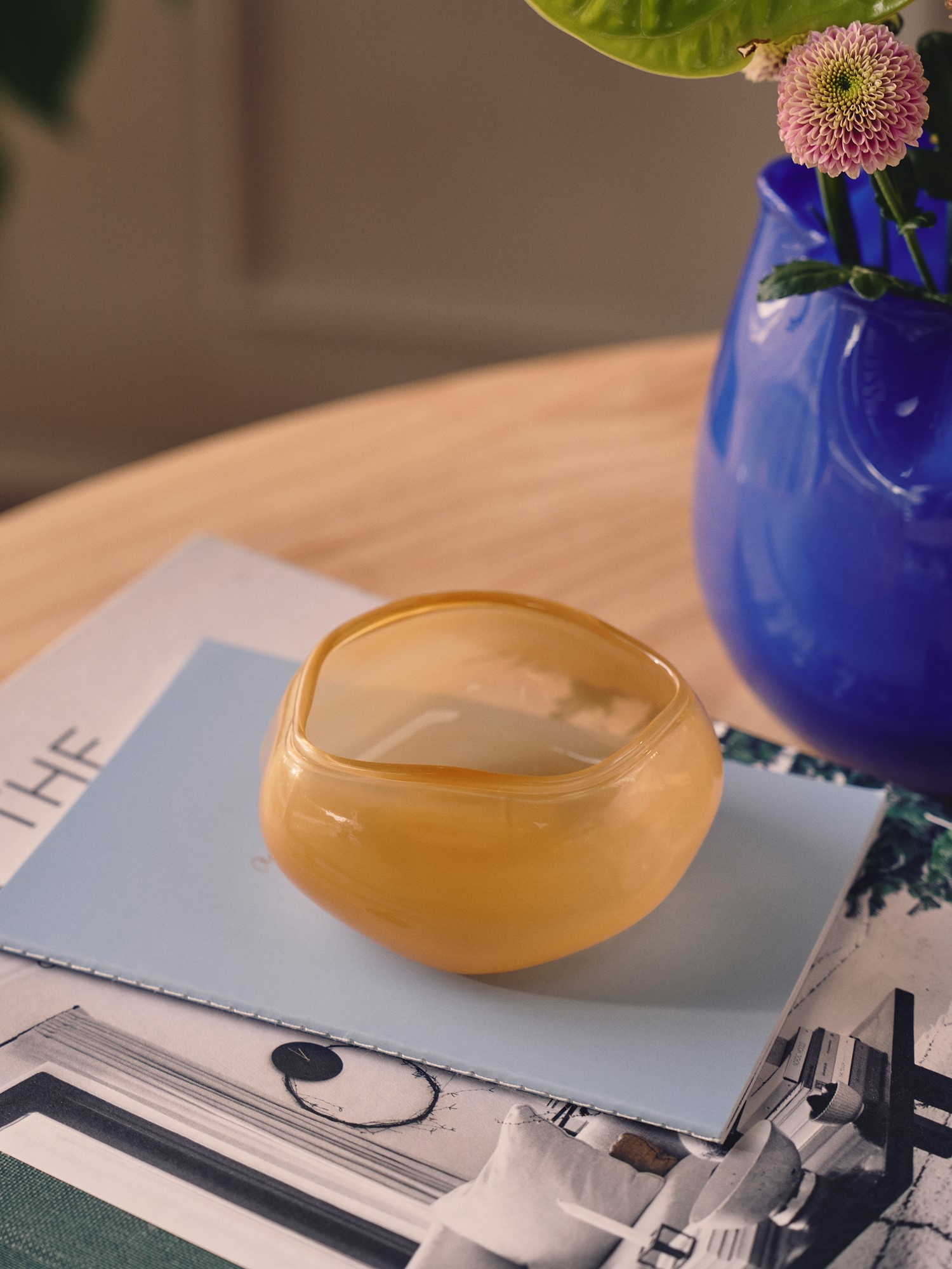 Decorative bowl Glass. 10 x 10 x 5 cm.