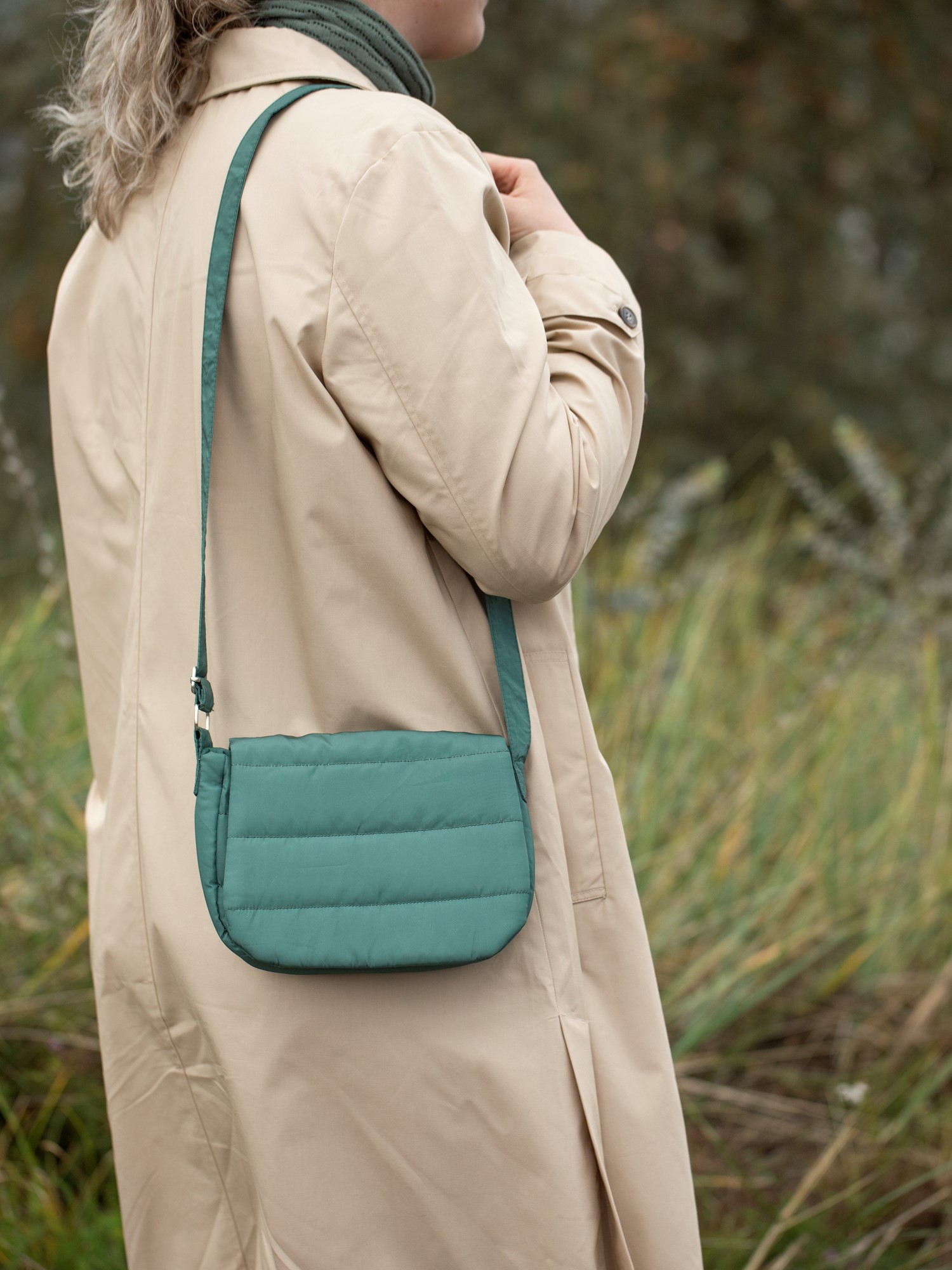 Crossbody bag 20 x 15 cm.