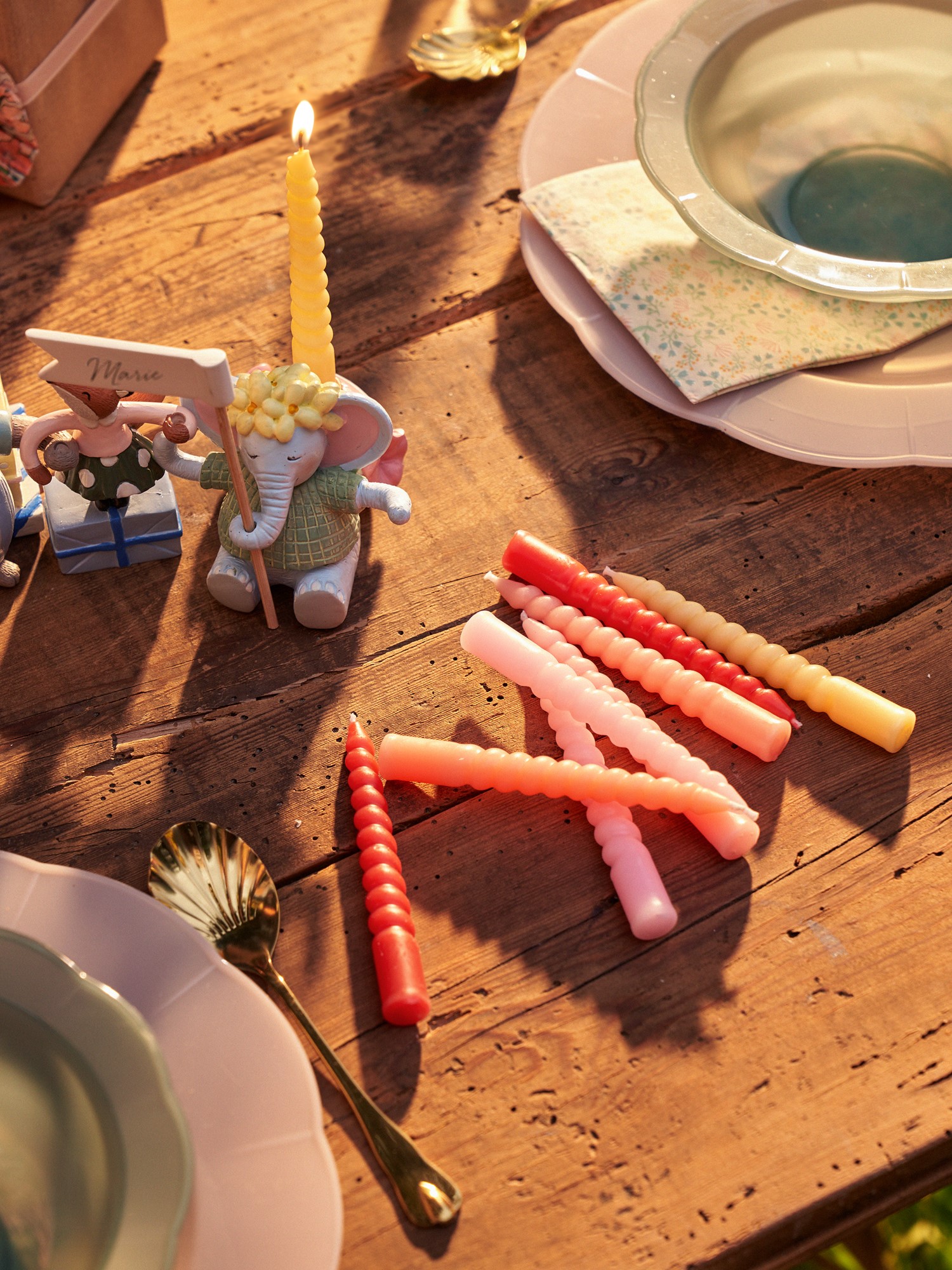 Twisted candles 10 cm Paraffin/cotton. ⌀1.2 x 10 cm. 10 pcs.