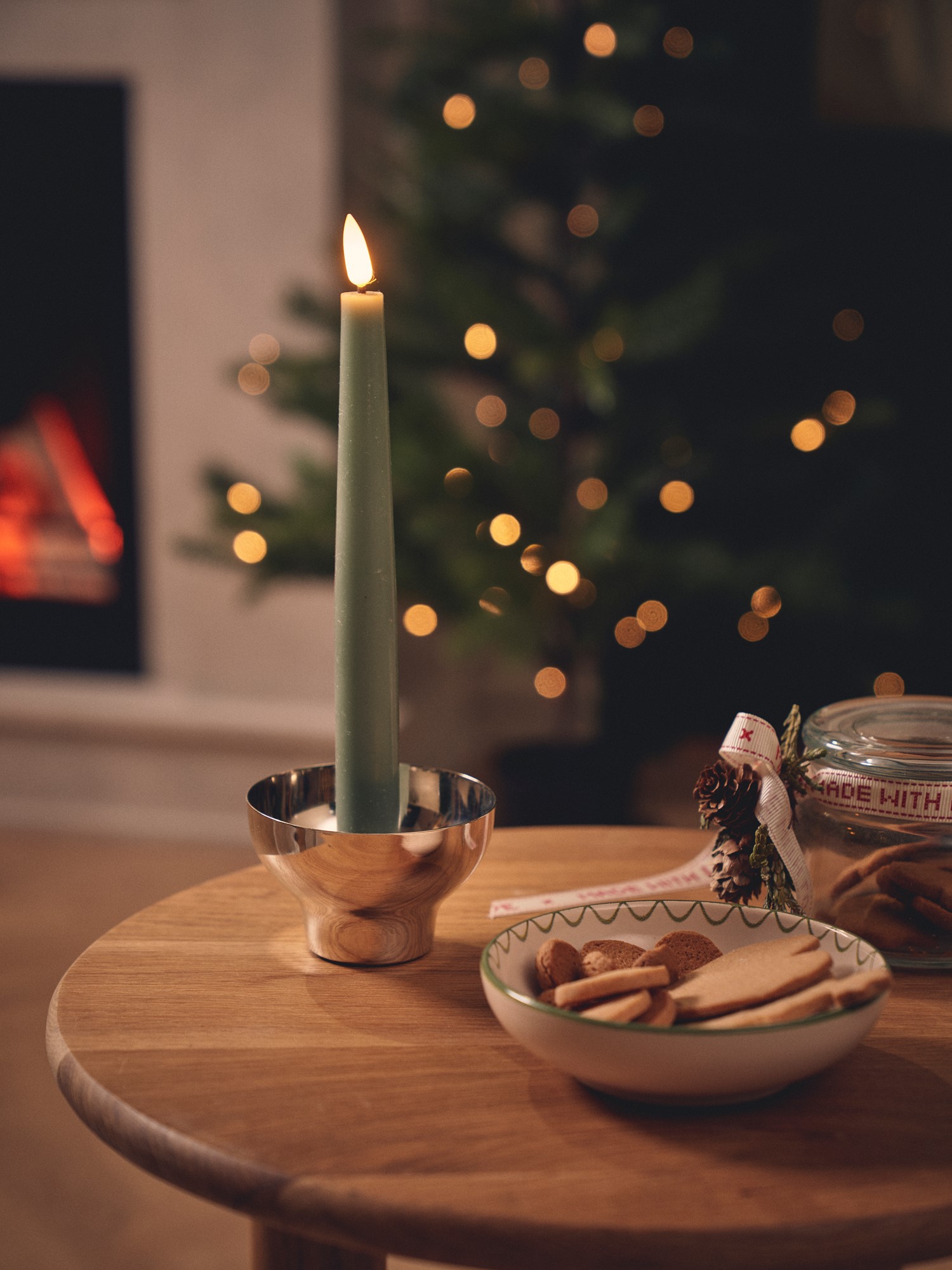 LED candle 25 cm 2.2 x 25 cm.