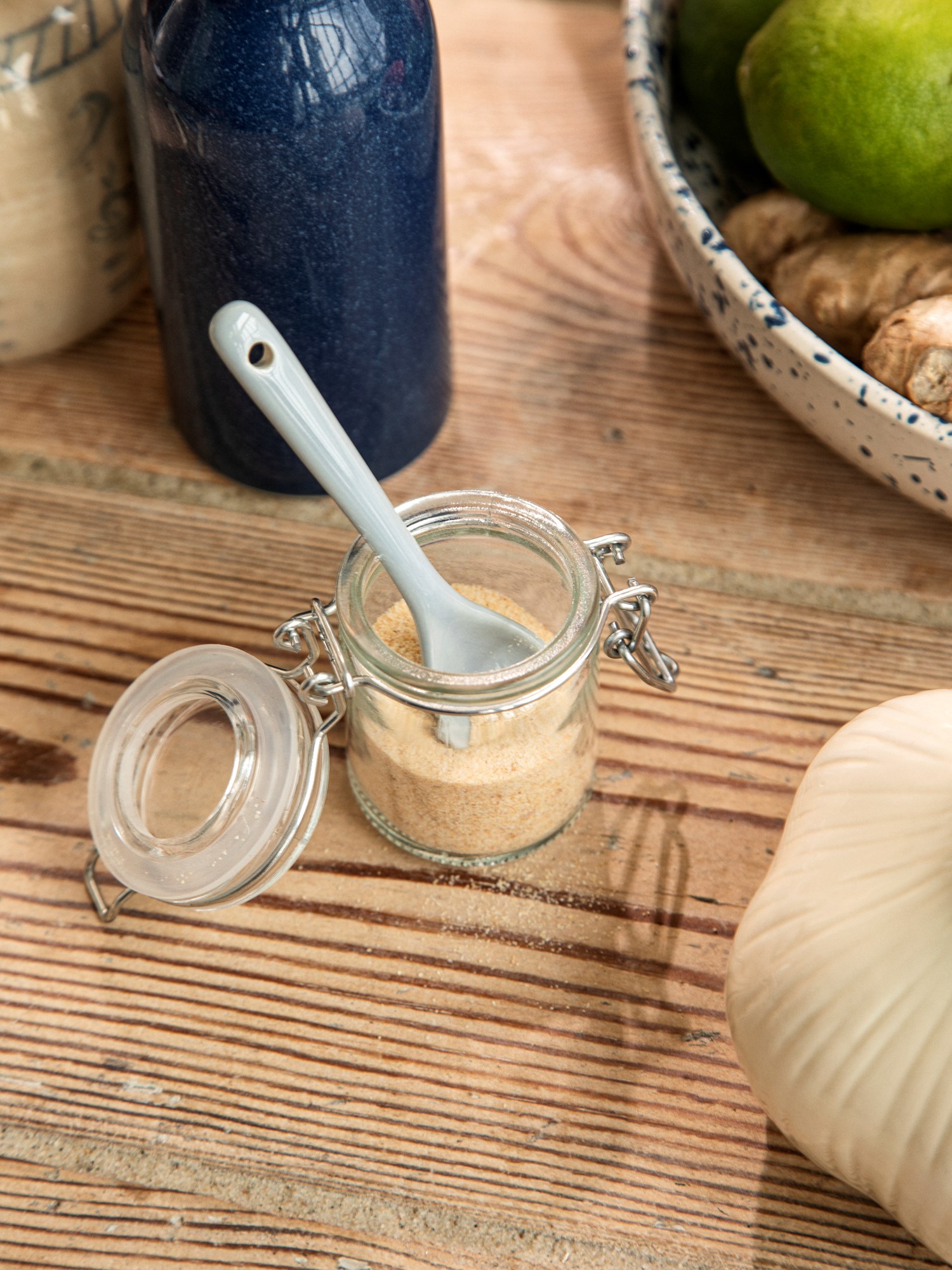 Spoon Stoneware. 9.5 cm.