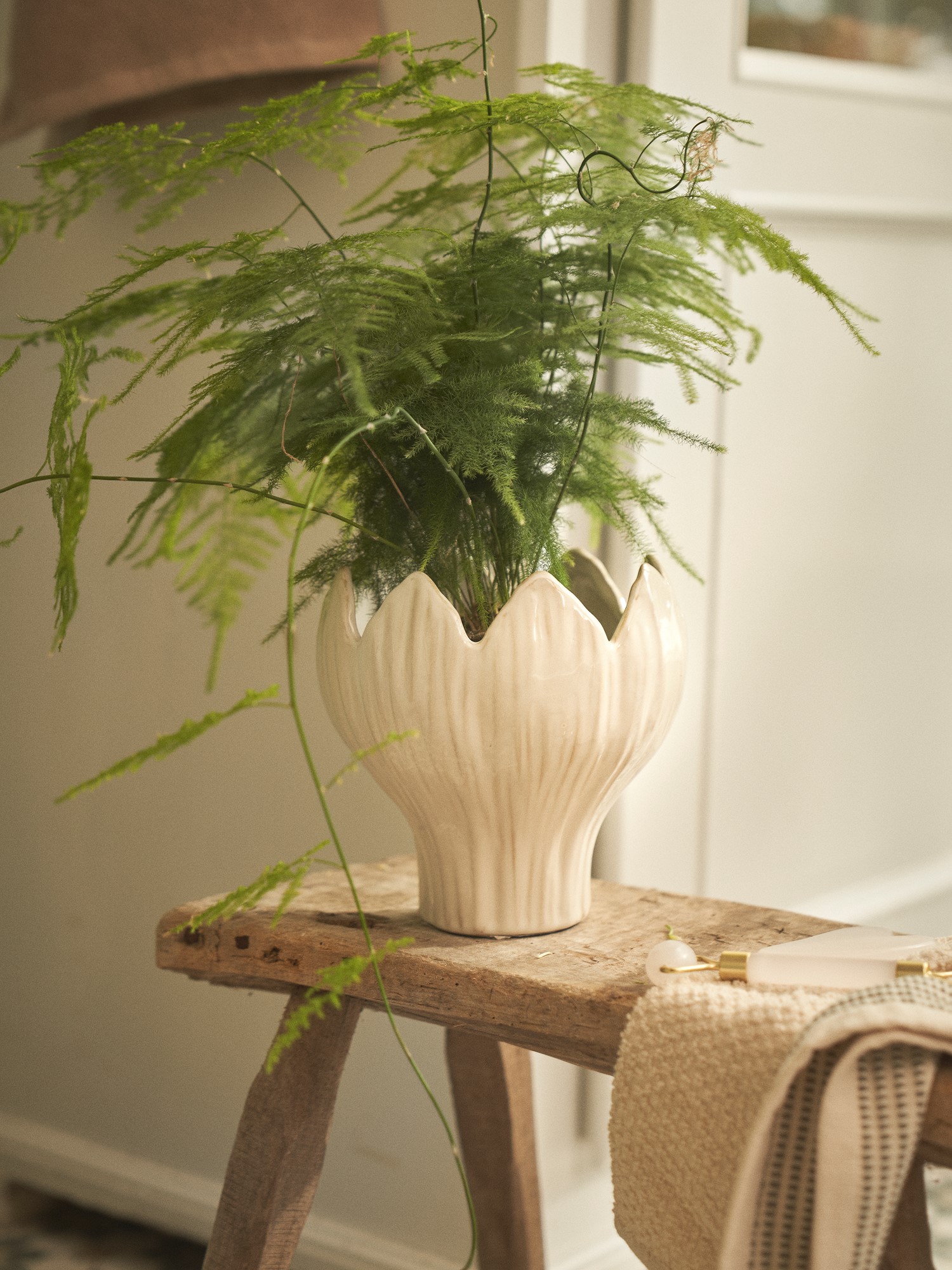 Flowerpot Stoneware. 16 x 16 x 16 cm.