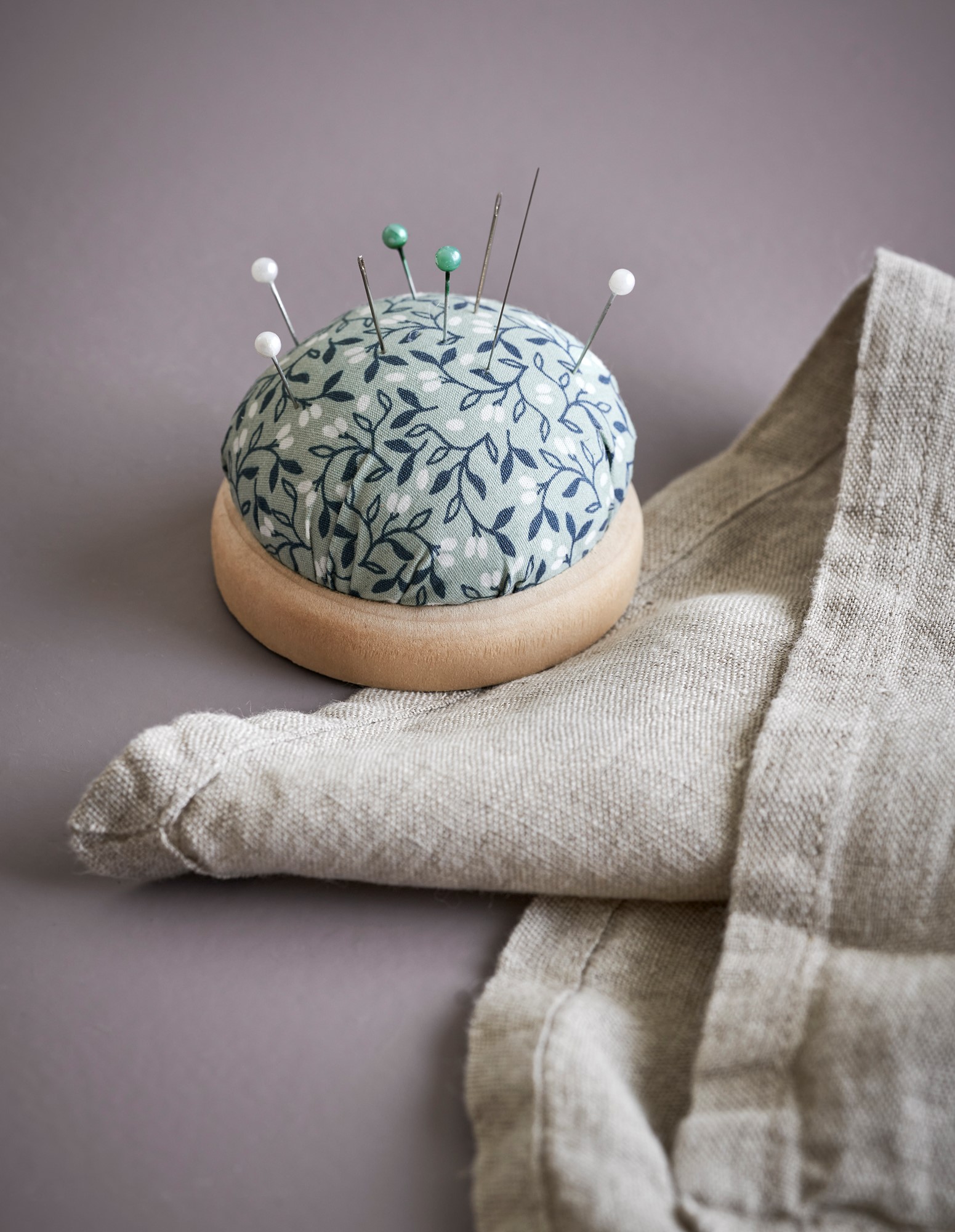 Beading needles Iron. 6 pcs.