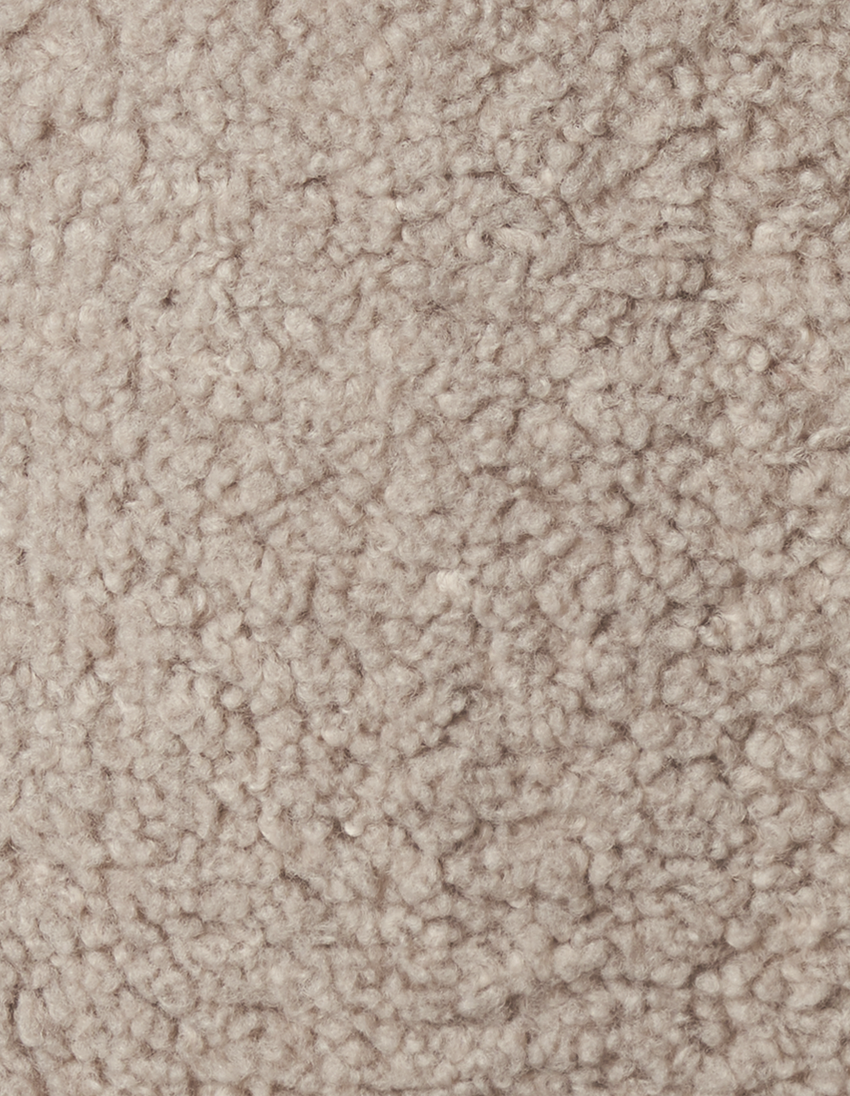 Chair with teddy fabric Polyester/polyurethane/steel. 54 x 47 x 81 cm.