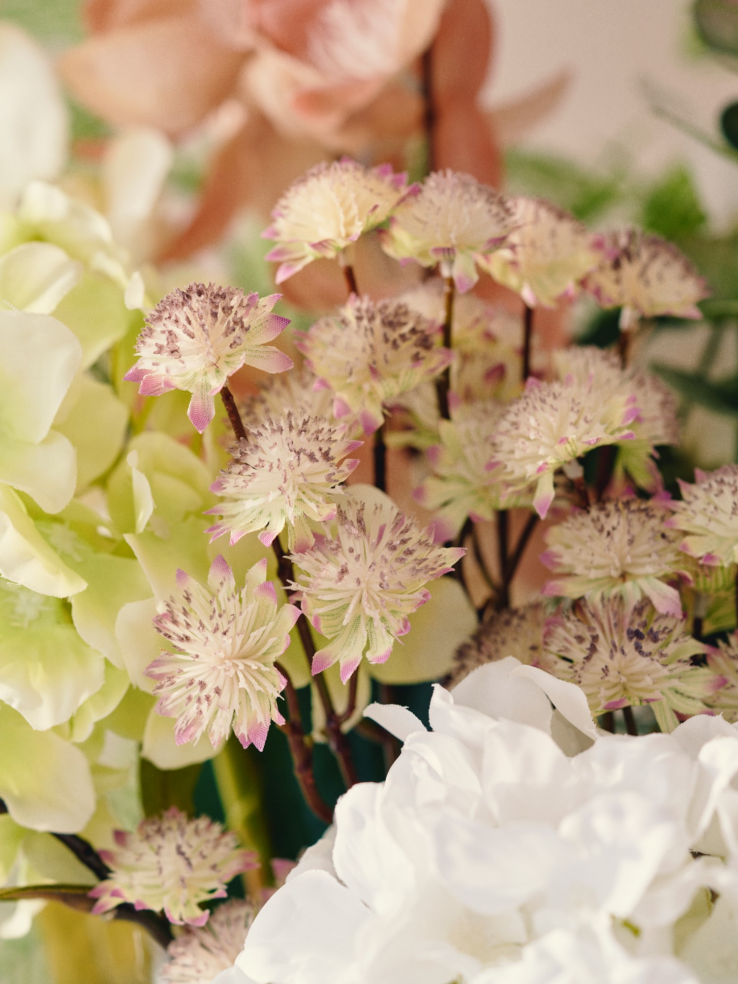 Artificial flower astrantia 64 cm.