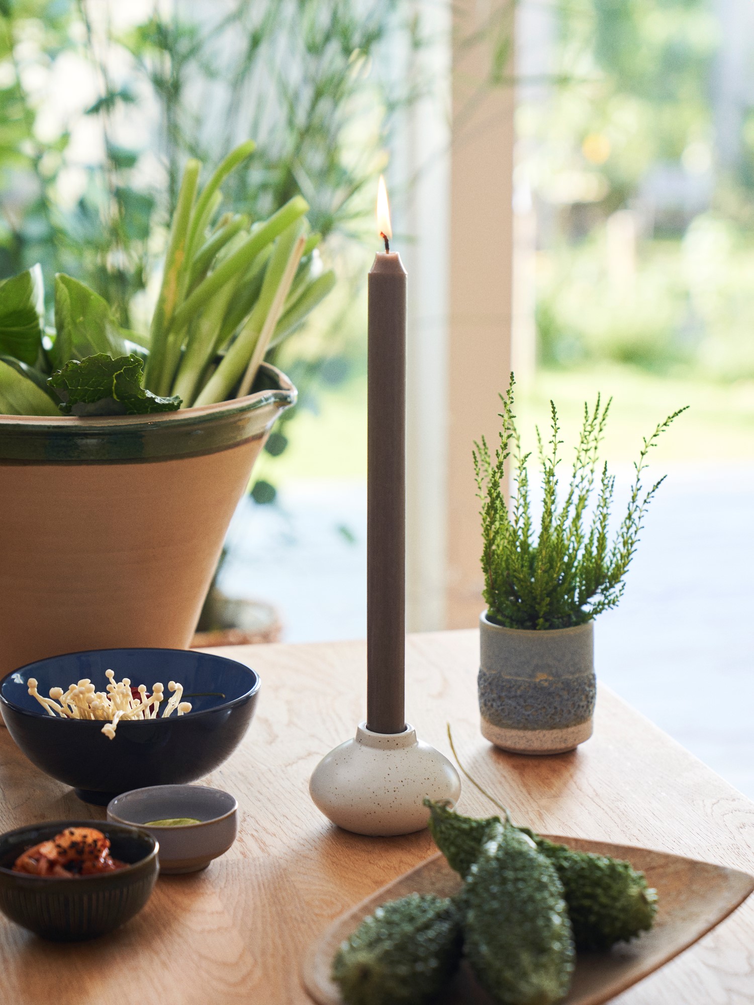 Candleholder Stoneware. Ø8.5 x 5 cm.