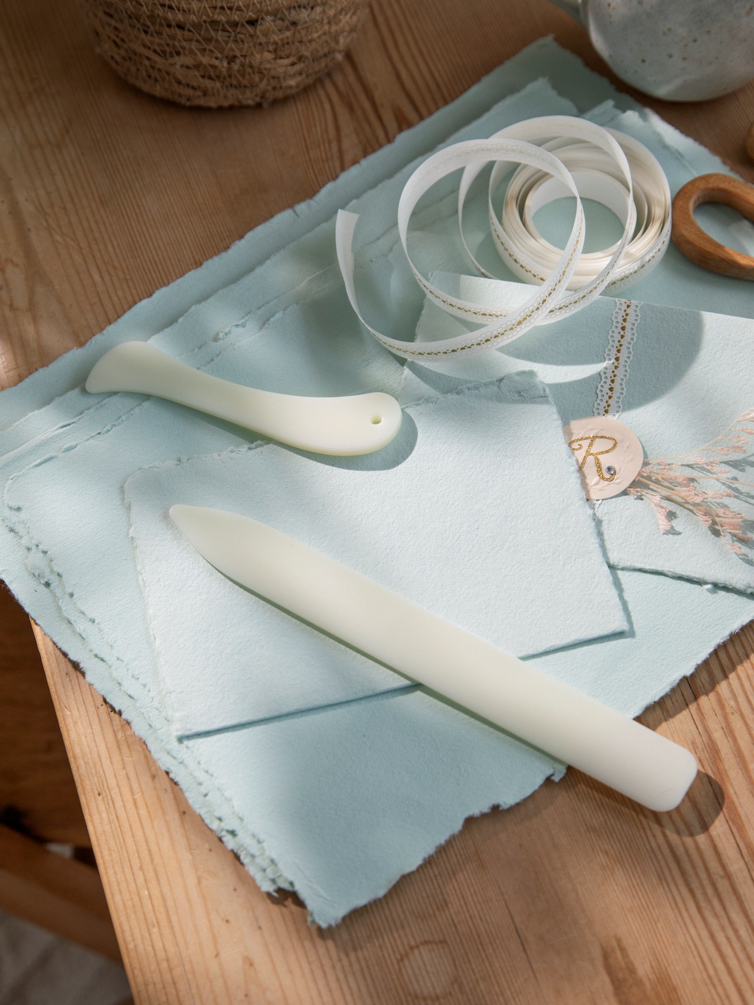 Bone folders Plastic. 2 pcs.