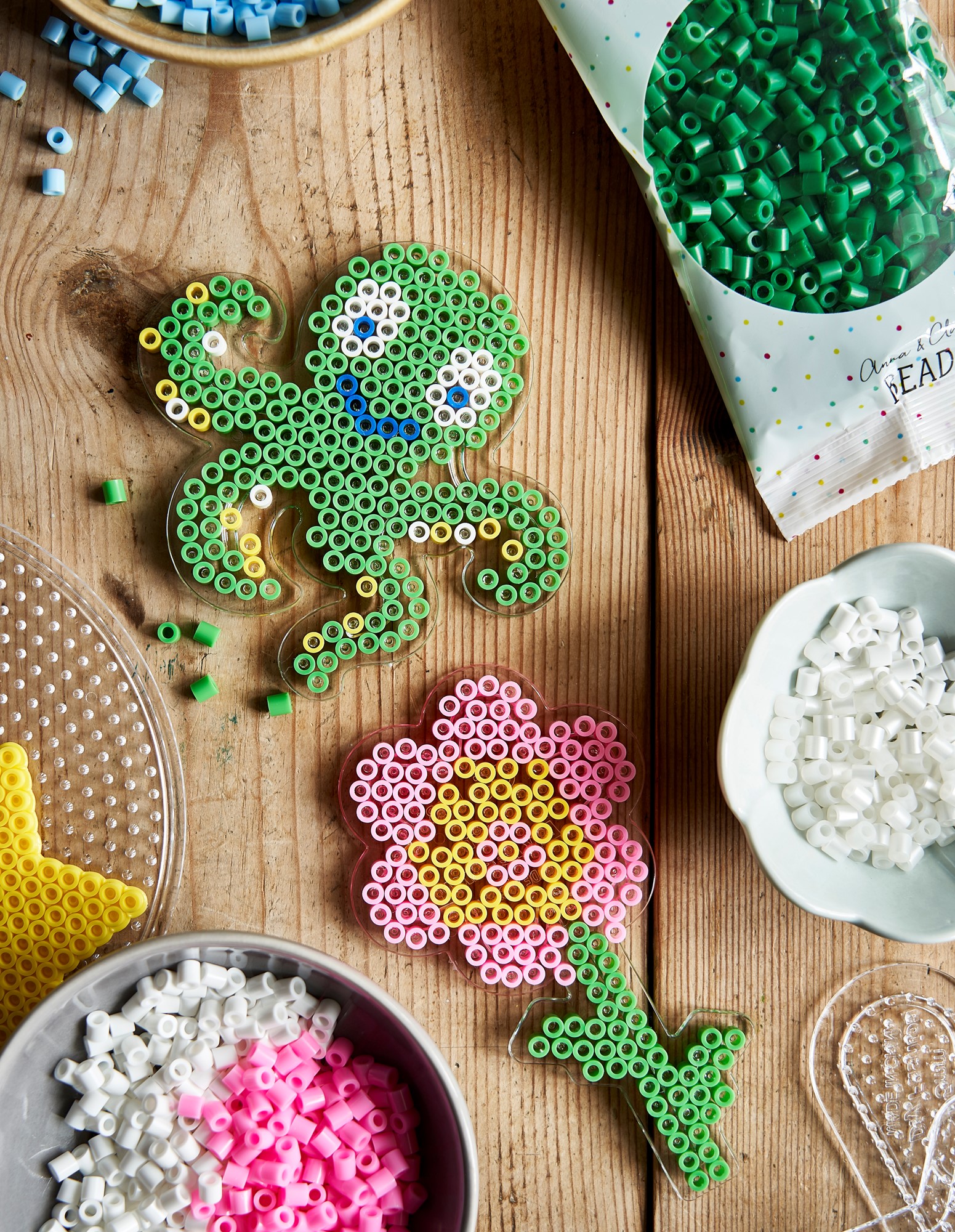 Iron beads 1100 pcs.