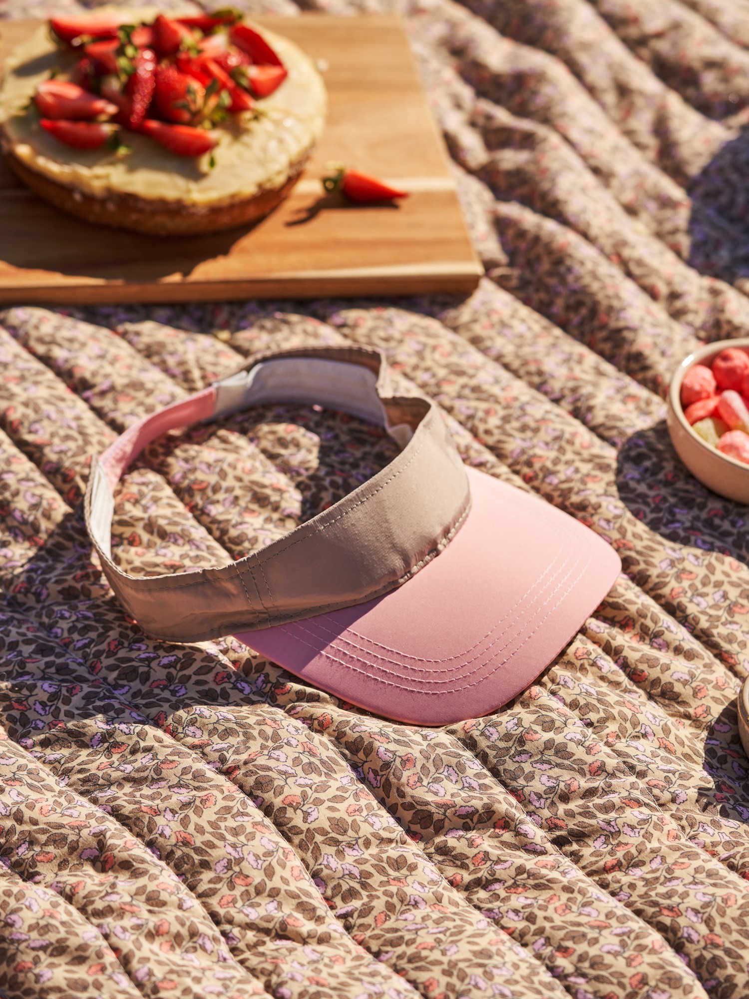 Sun cap Polyester/nylon.