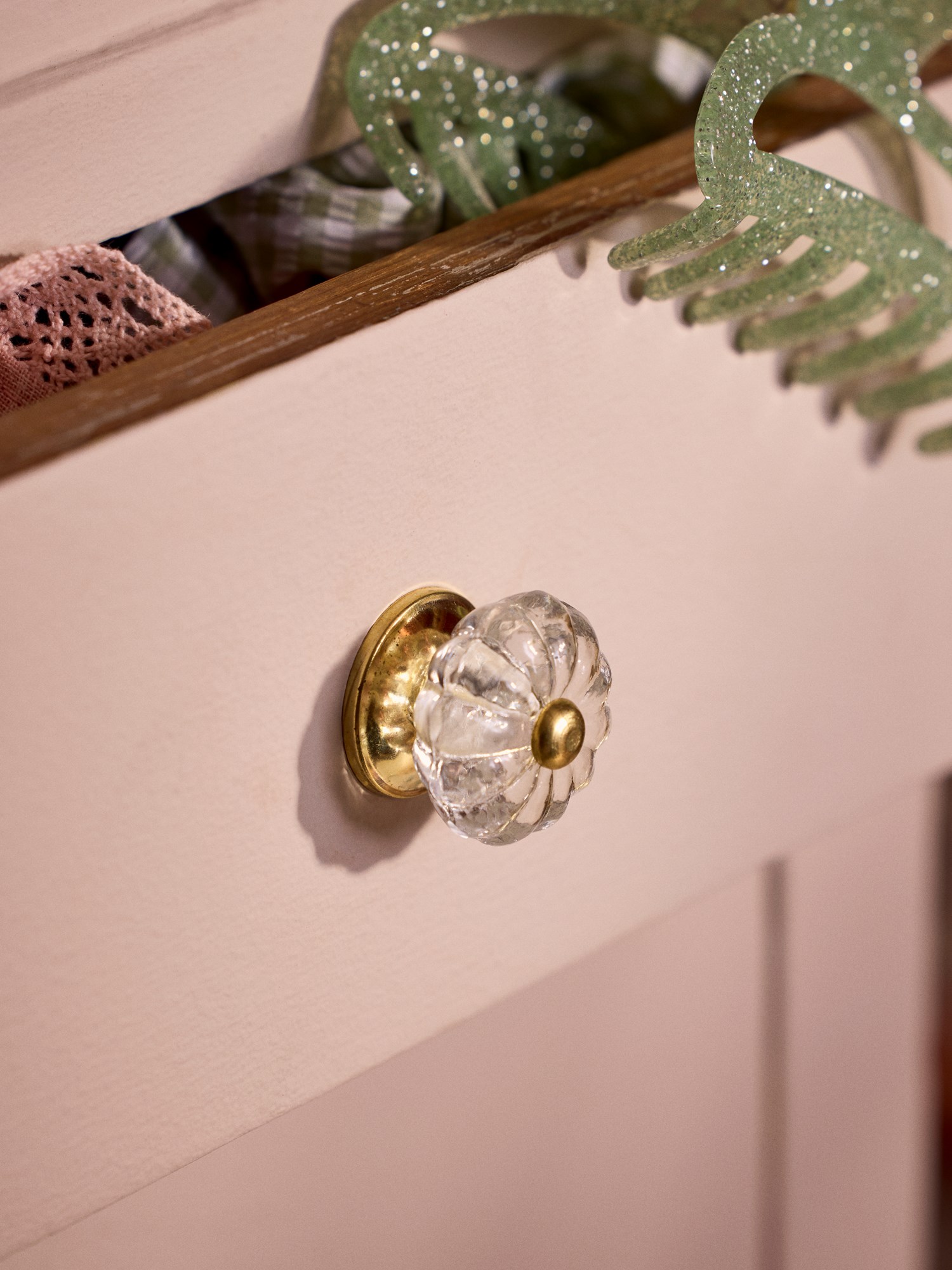 Knob Glass/metal. Ø3 cm.