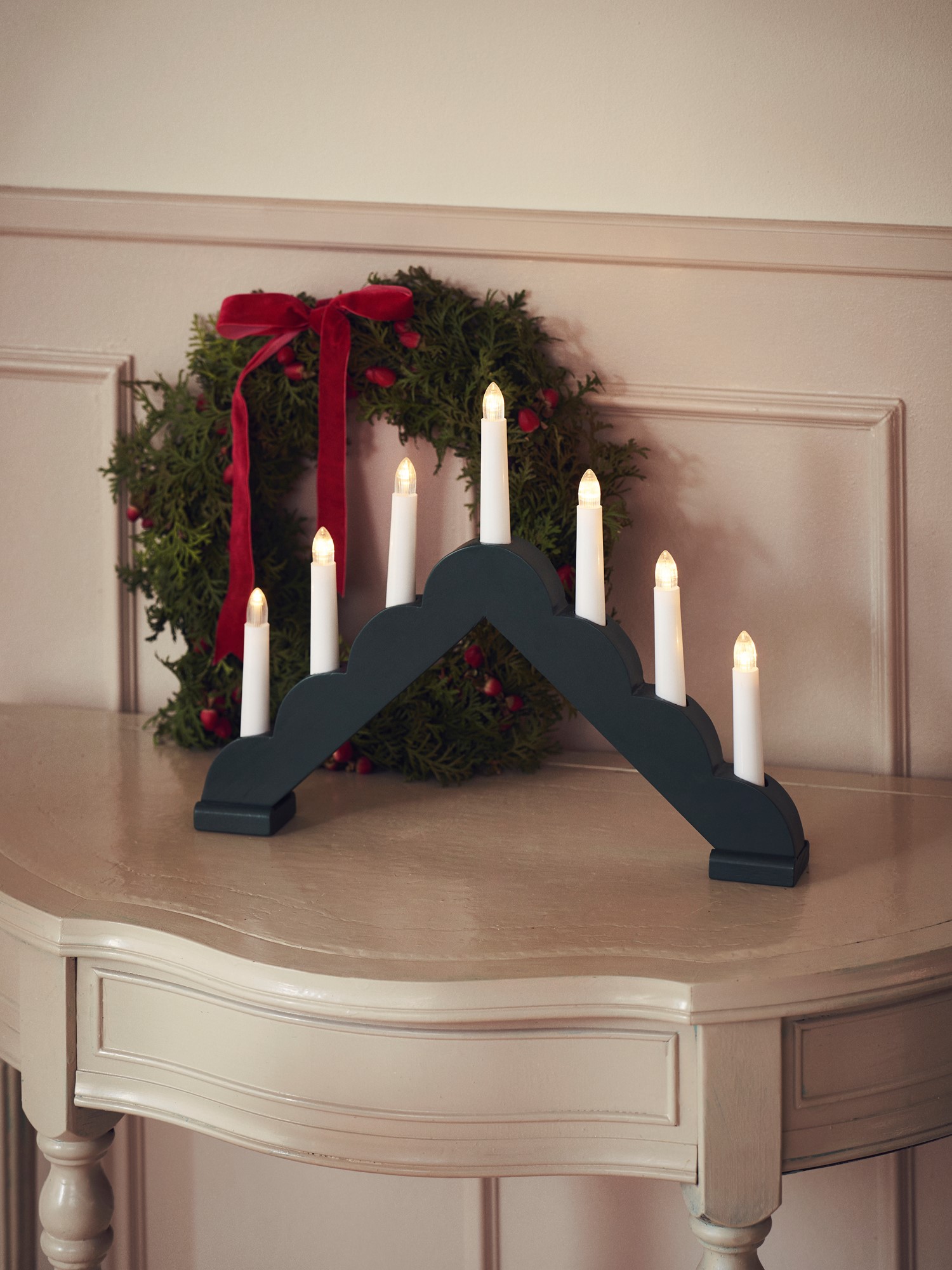 LED candle bridge Pinewood. 37 x 29 cm.