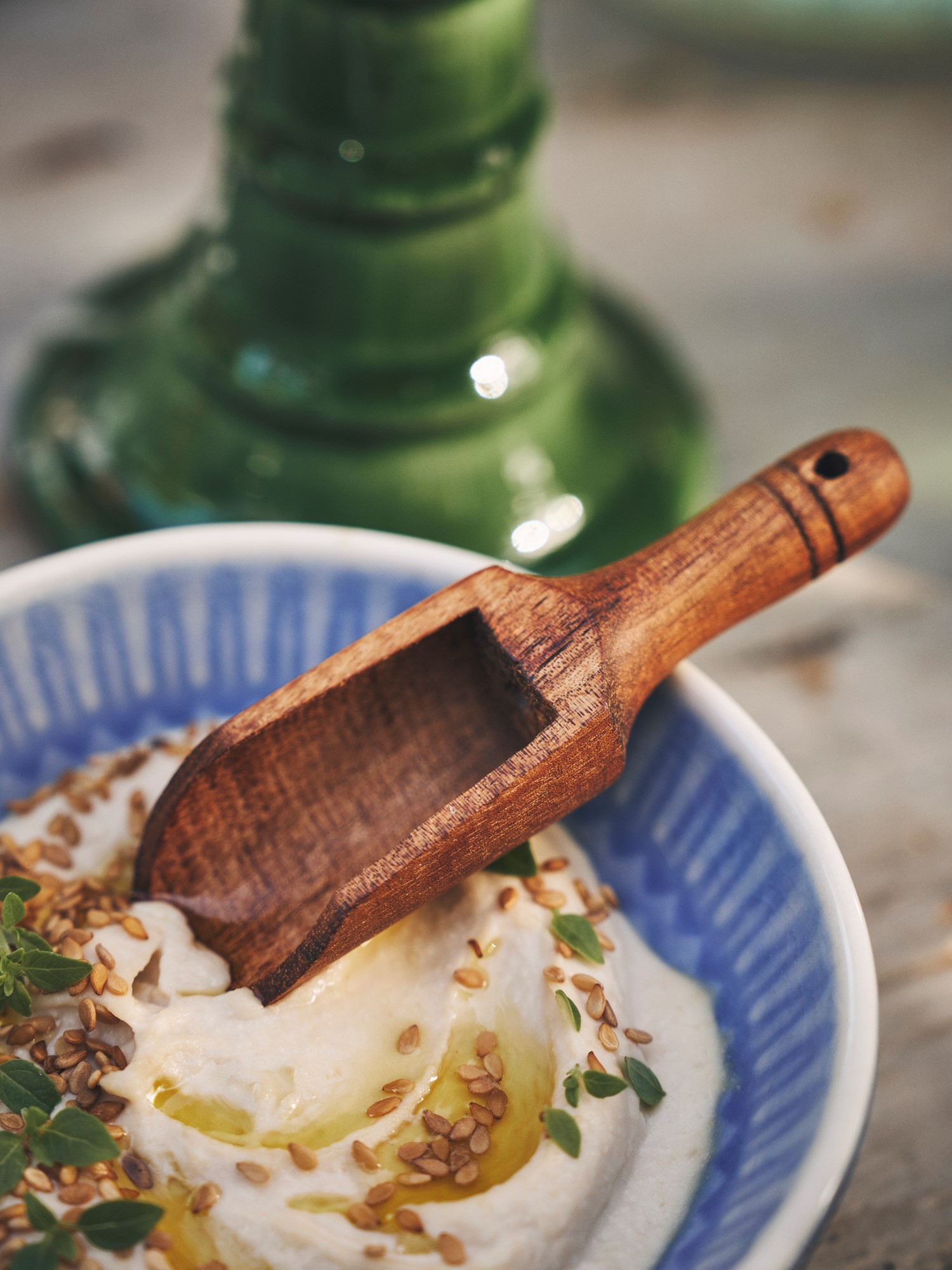 Spoon Acacia wood. 9 cm.