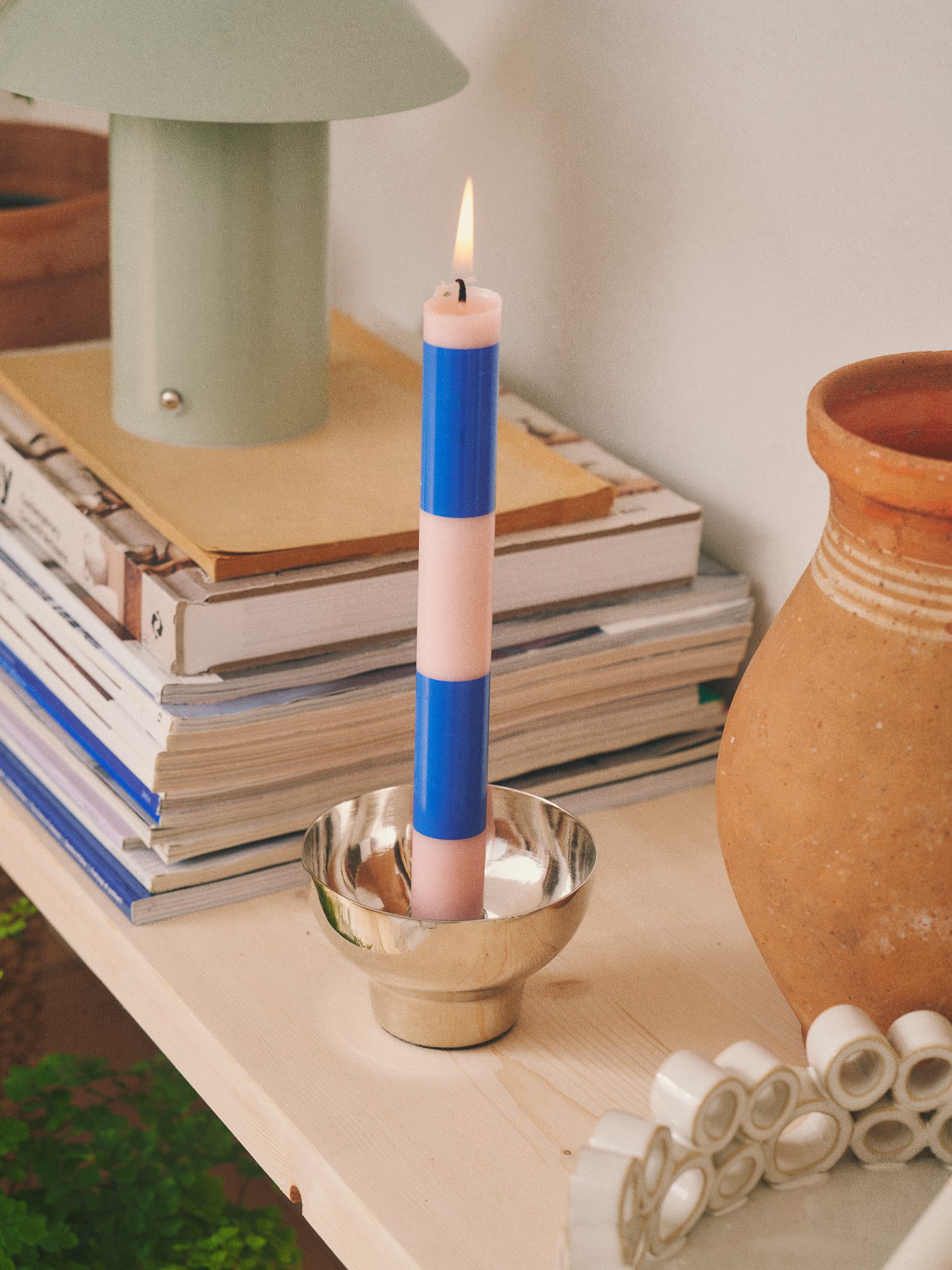 Candleholder Iron. Ø8.5 x 5.5 cm.