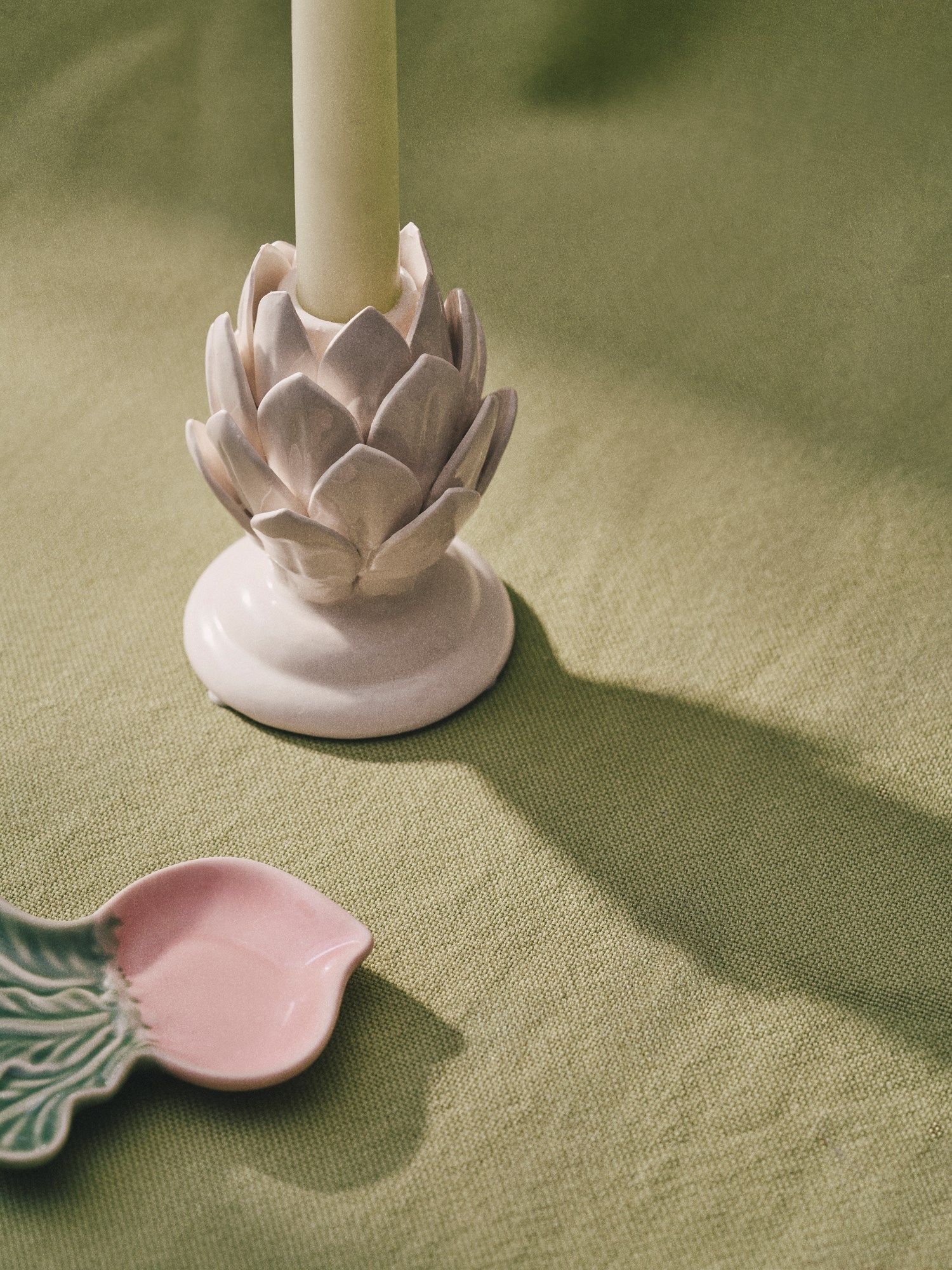 Candleholder Stoneware. Ø7.2 x 9.3 cm.