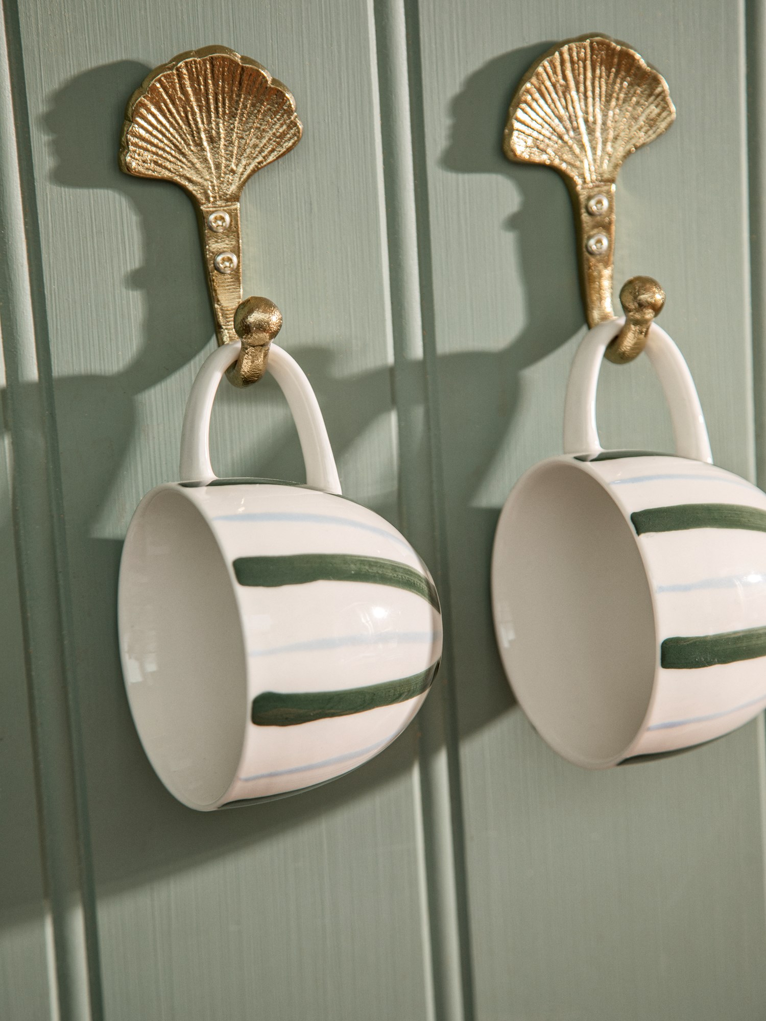 Mug Stoneware. Ø9.6 x 7.5 cm.