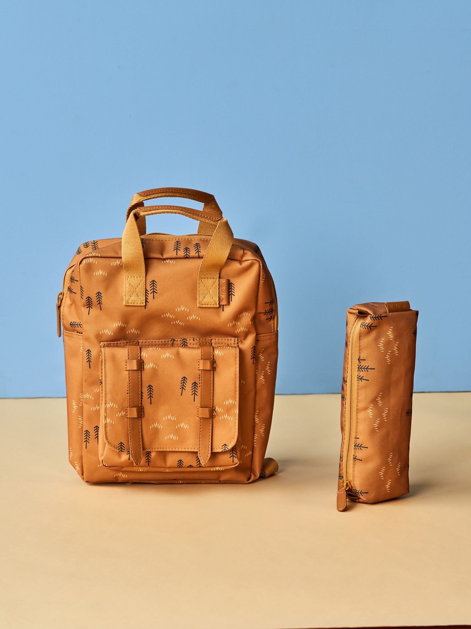 Backpack small 28 x 21 x 8 cm.