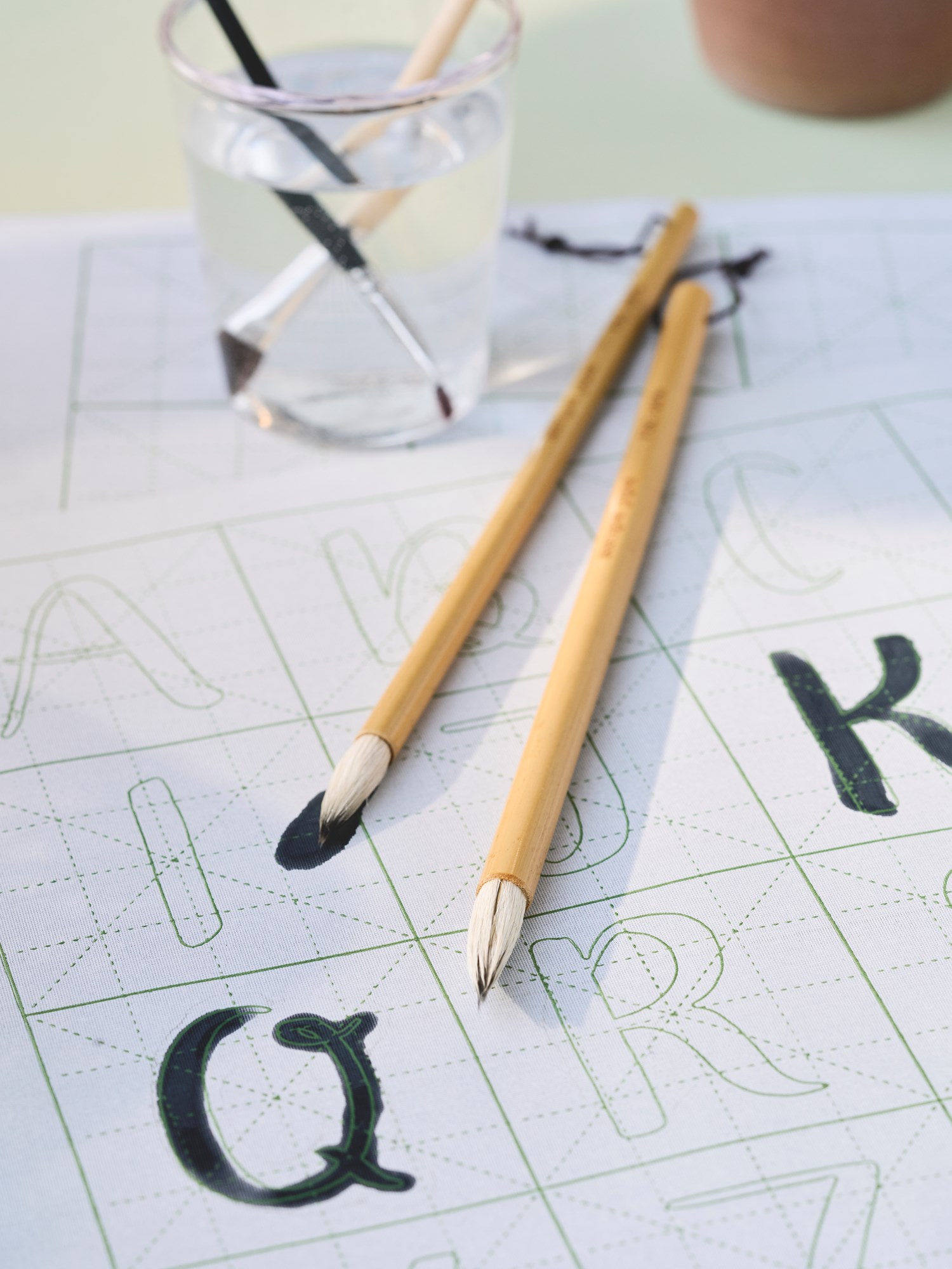 Calligraphy brushes Bamboo/nylon/goat bristles. 2 pcs.