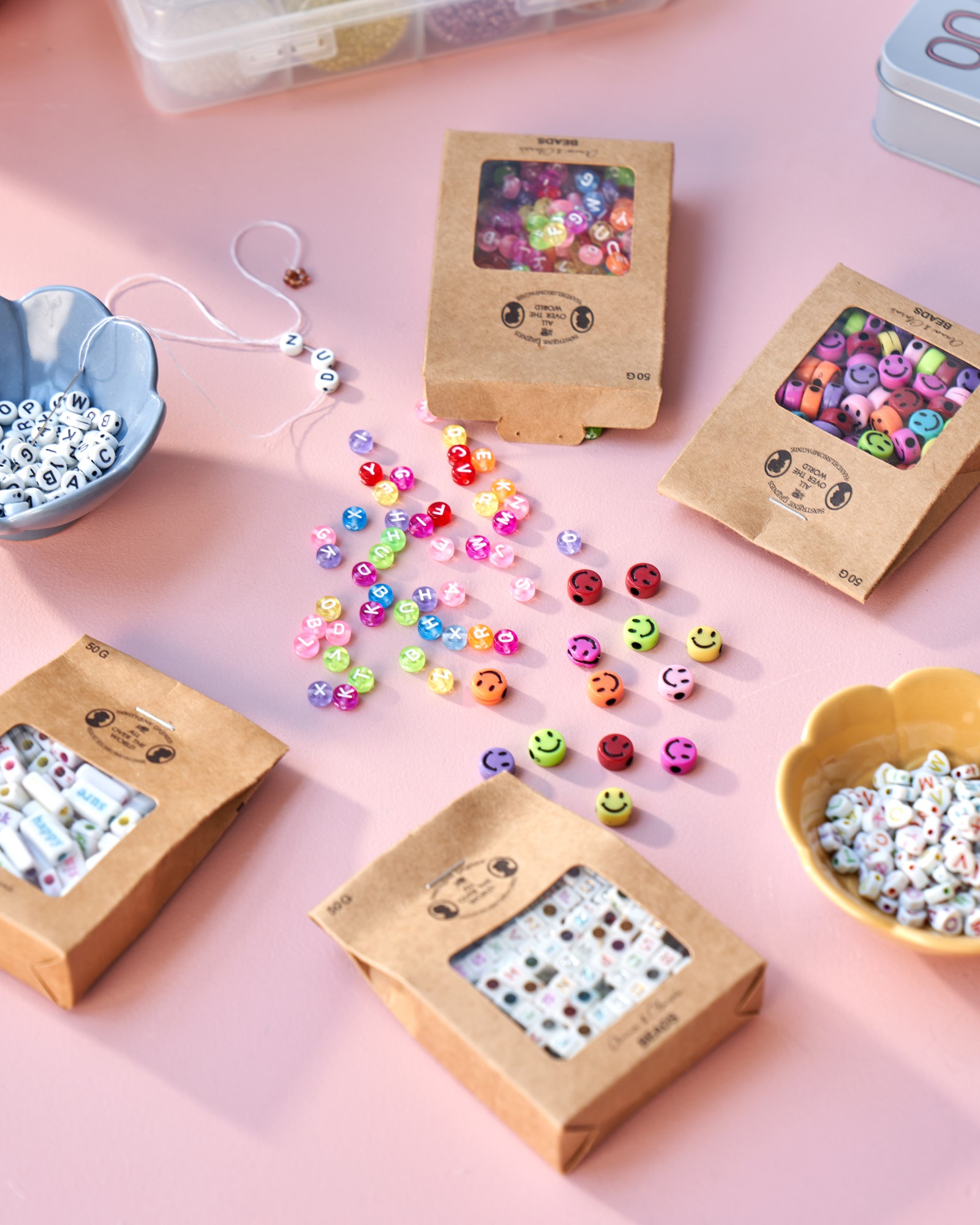 Letter beads Plastic. 50 g.