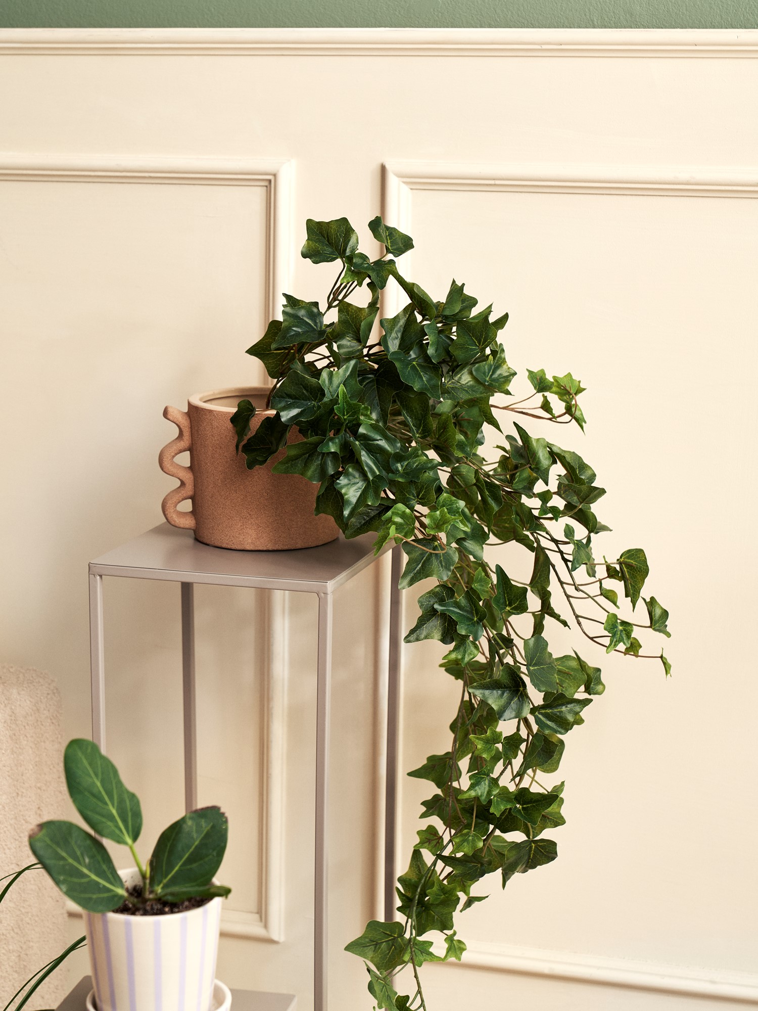 Artificial ivy Plastic. 80 cm.