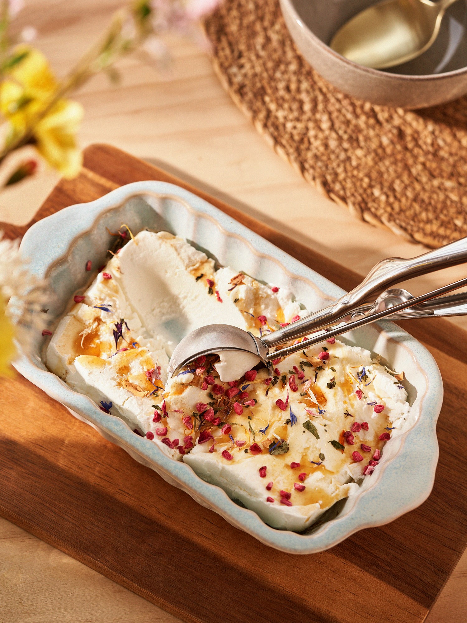 Ice-cream scoop Stainless steel. Ø5 cm.