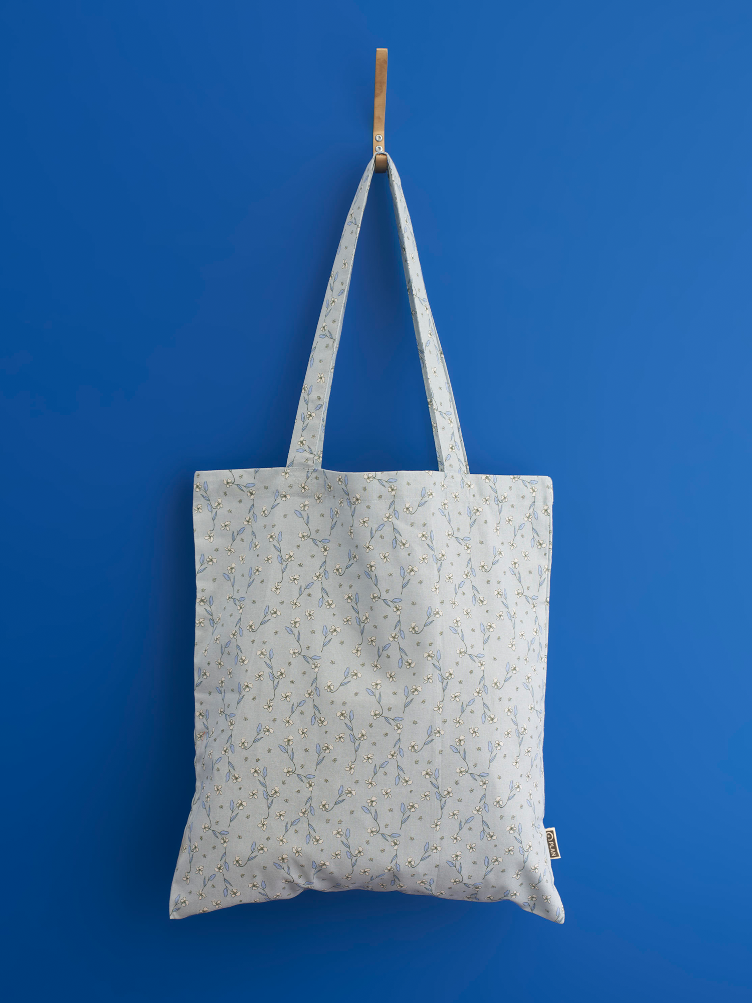 Plan International tote bag By purchasing this tote bag, you donate £0.56 / €0.67 to Plan International Denmark.