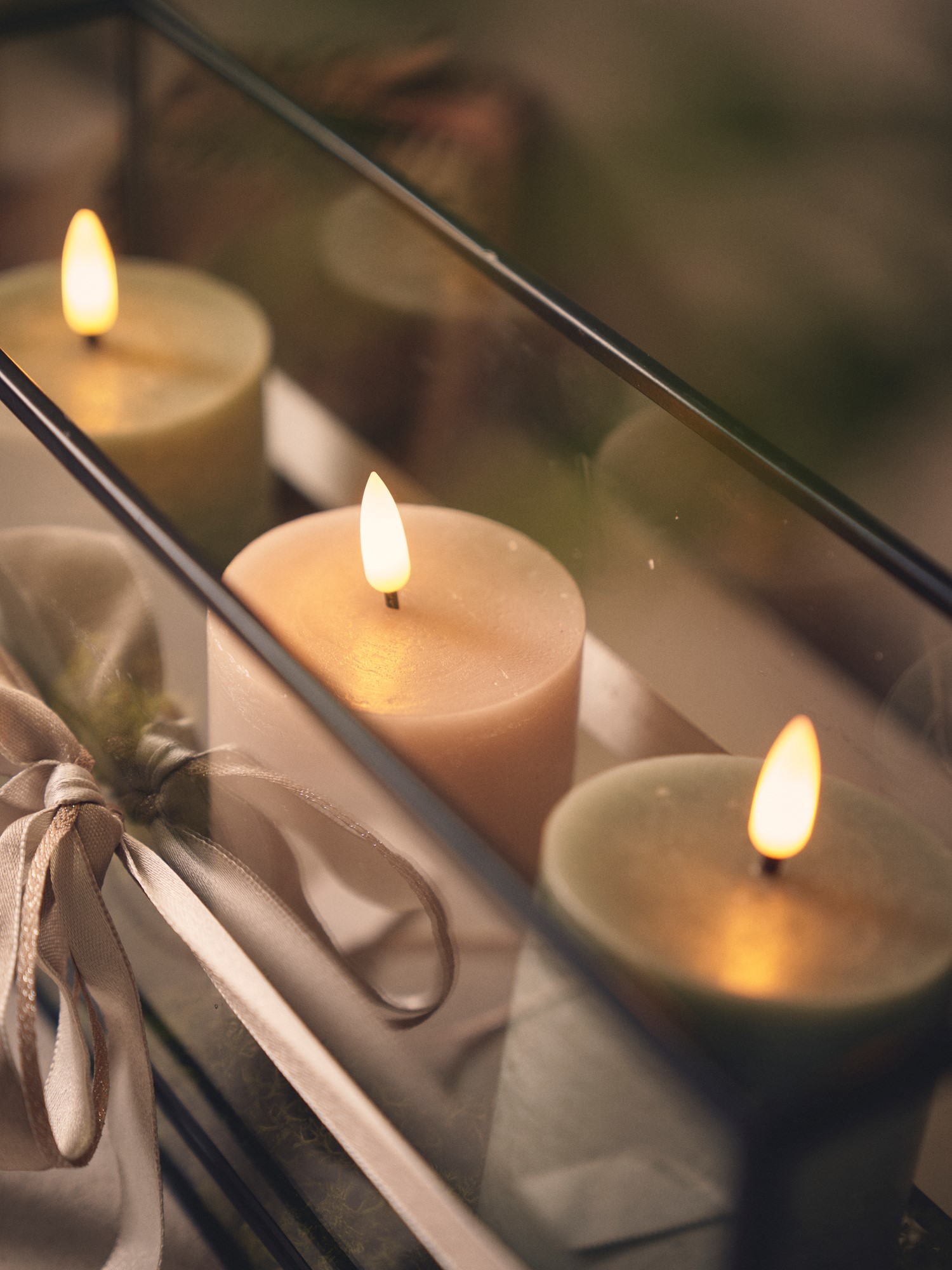 LED pillar candle 10 cm 7 x 10 cm.