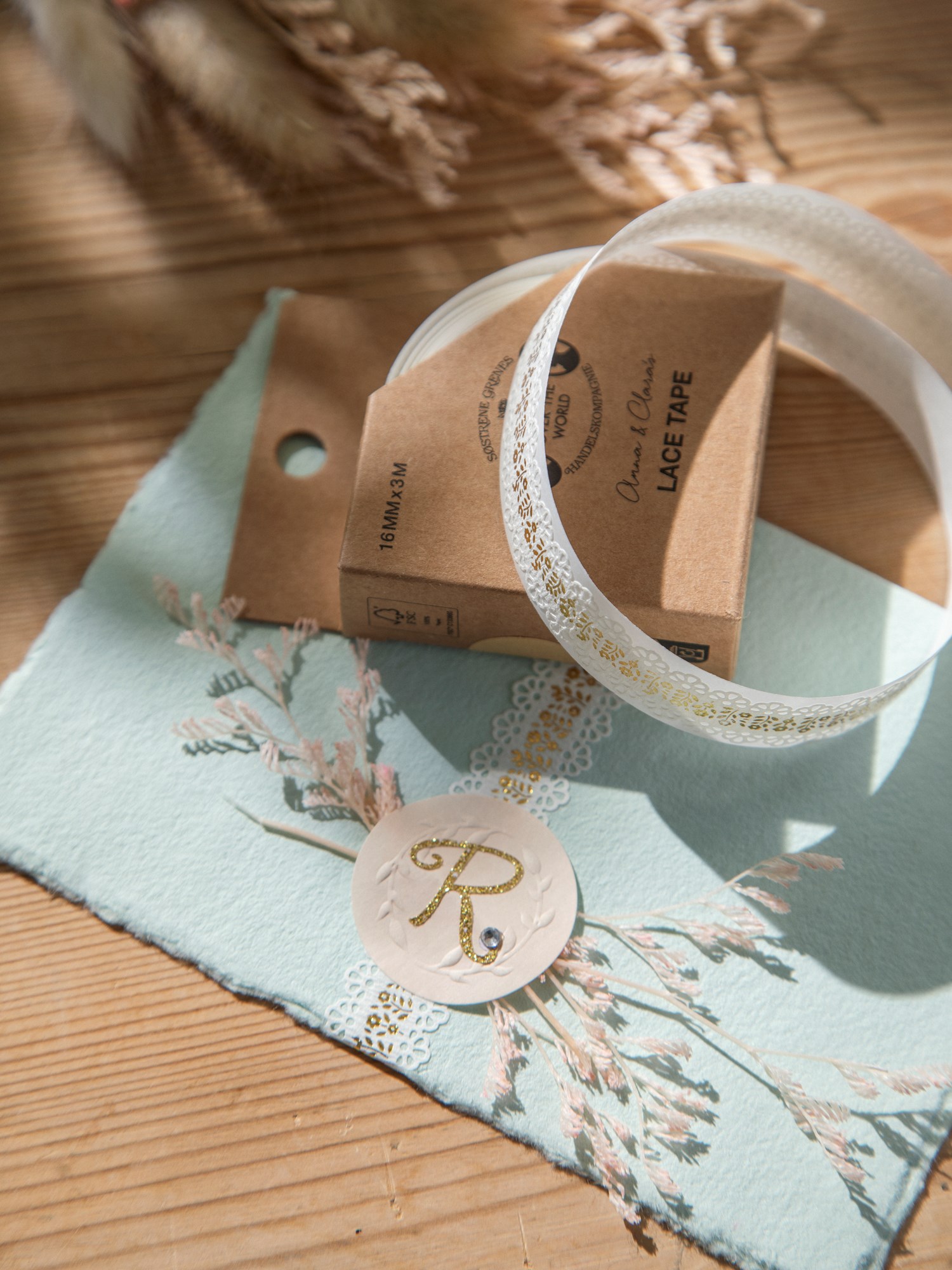 Decorative tape Paper. 16 mm x 3 m.