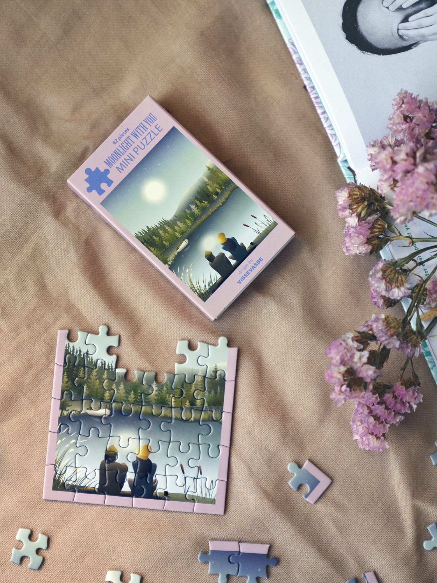 Moonlight with You puzzle 42 pcs Paper. 10 x 13 cm.