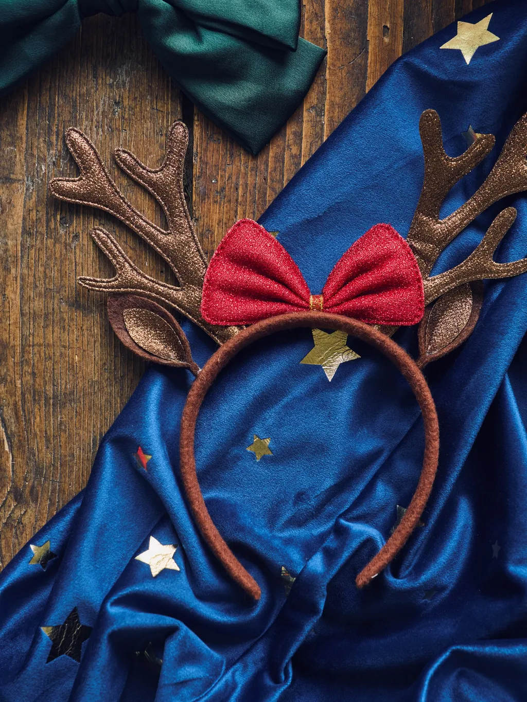 Serre-tête de Noël avec bois et nœud