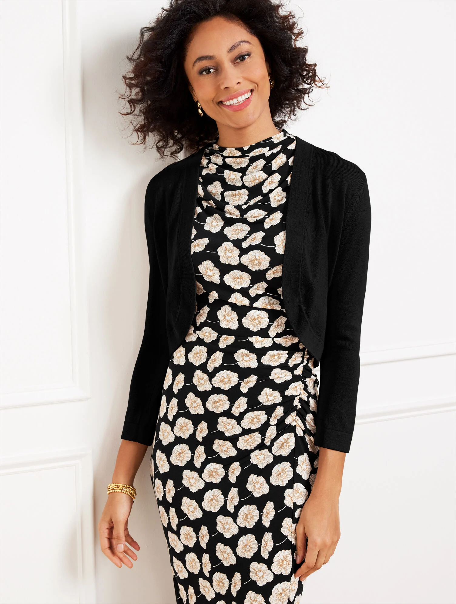 Plus Exclusive Classic Shrug