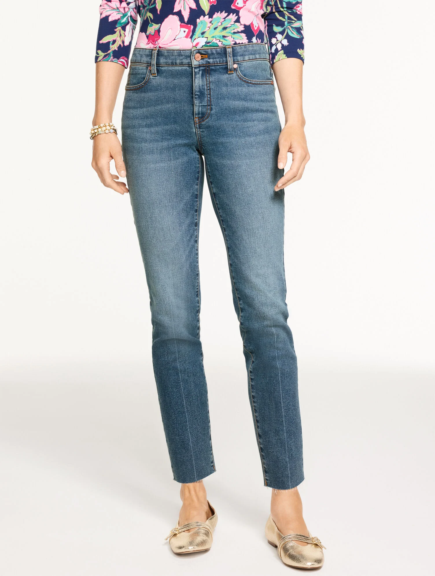 Slim Ankle Raw Hem Jeans - Roslyn Wash