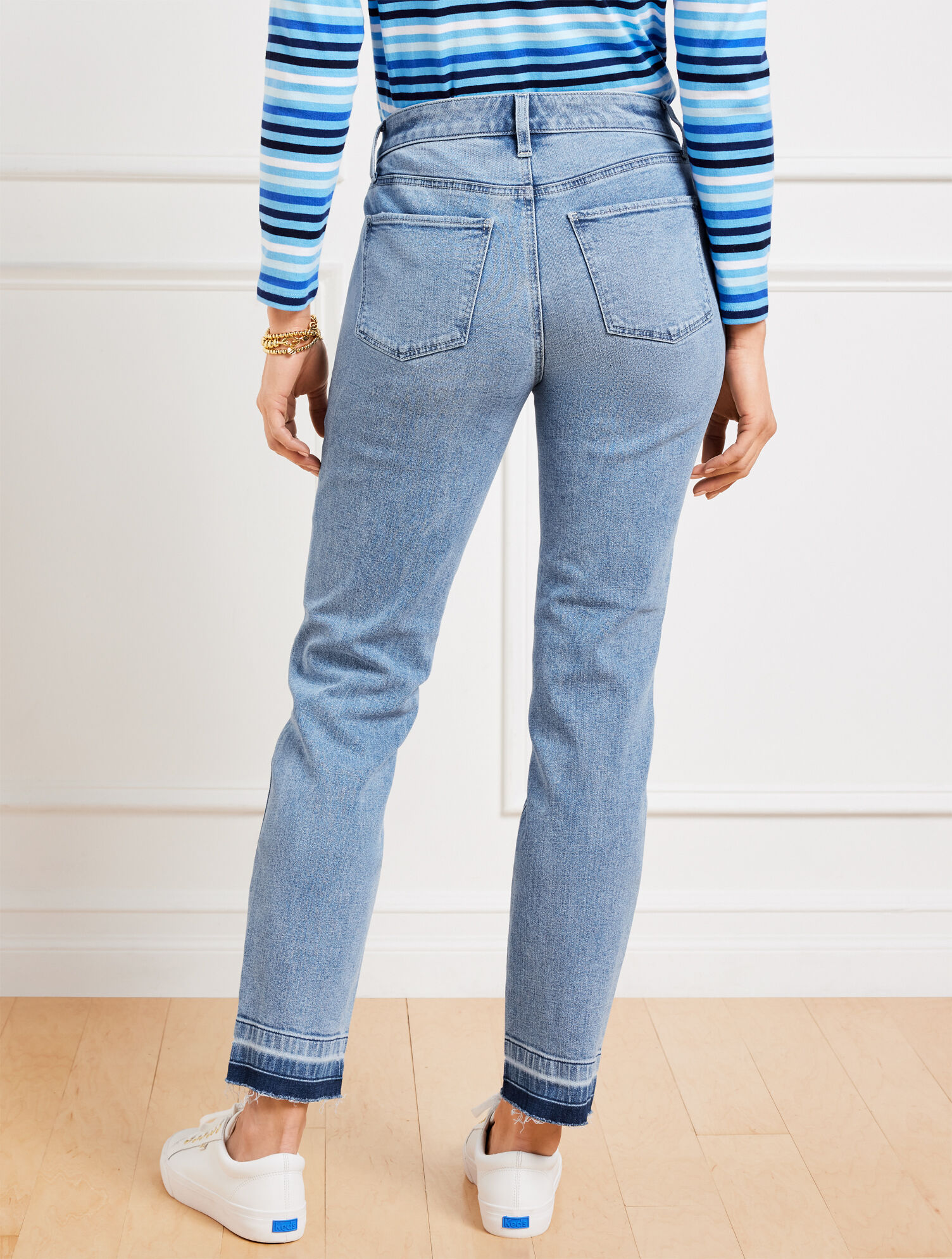 Slim Ankle Released Hem Jeans - Pelham Wash