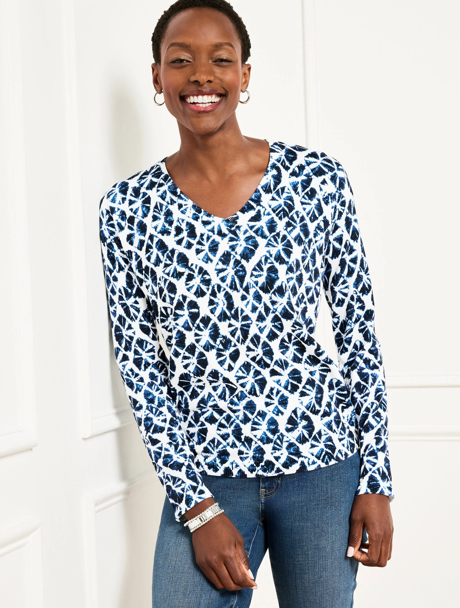 V-Neck Pullover - Batik Foulard