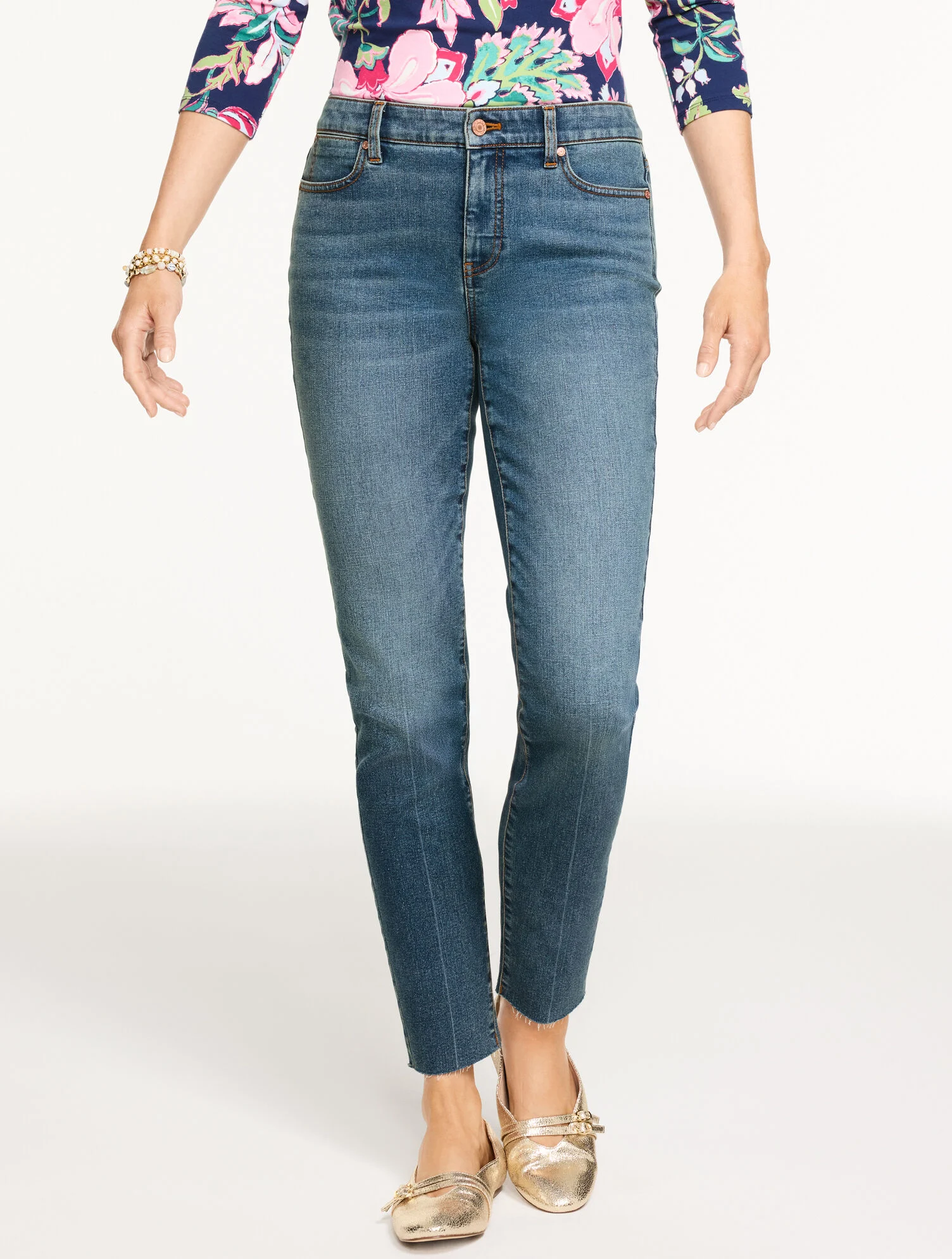 Slim Ankle Raw Hem Jeans - Roslyn Wash - Curvy Fit