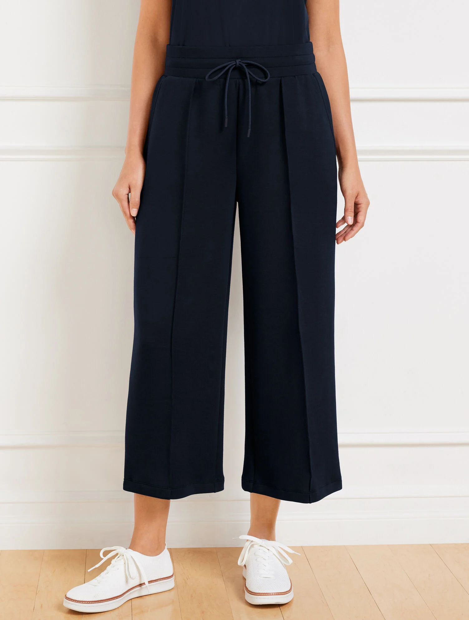 AirKnit Stretch Wide Crop Pants