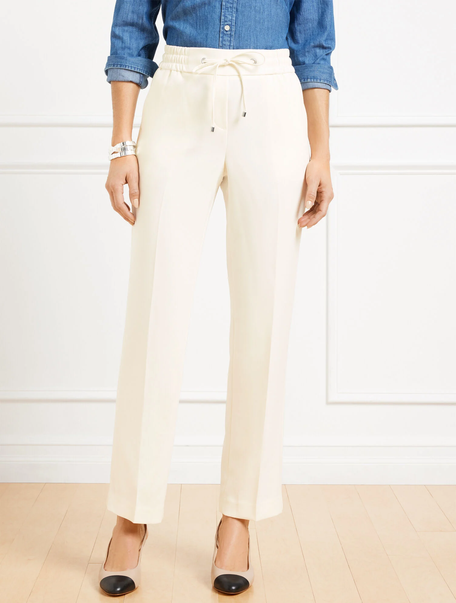 Straight Ankle Crepe Pants